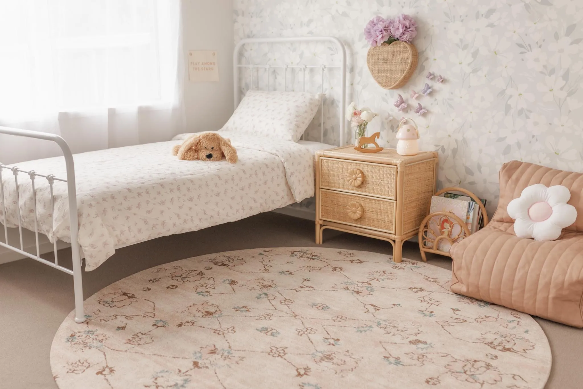 Luna Blue and Pink Floral Round Rug *NO RETURNS UNLESS FAULTY