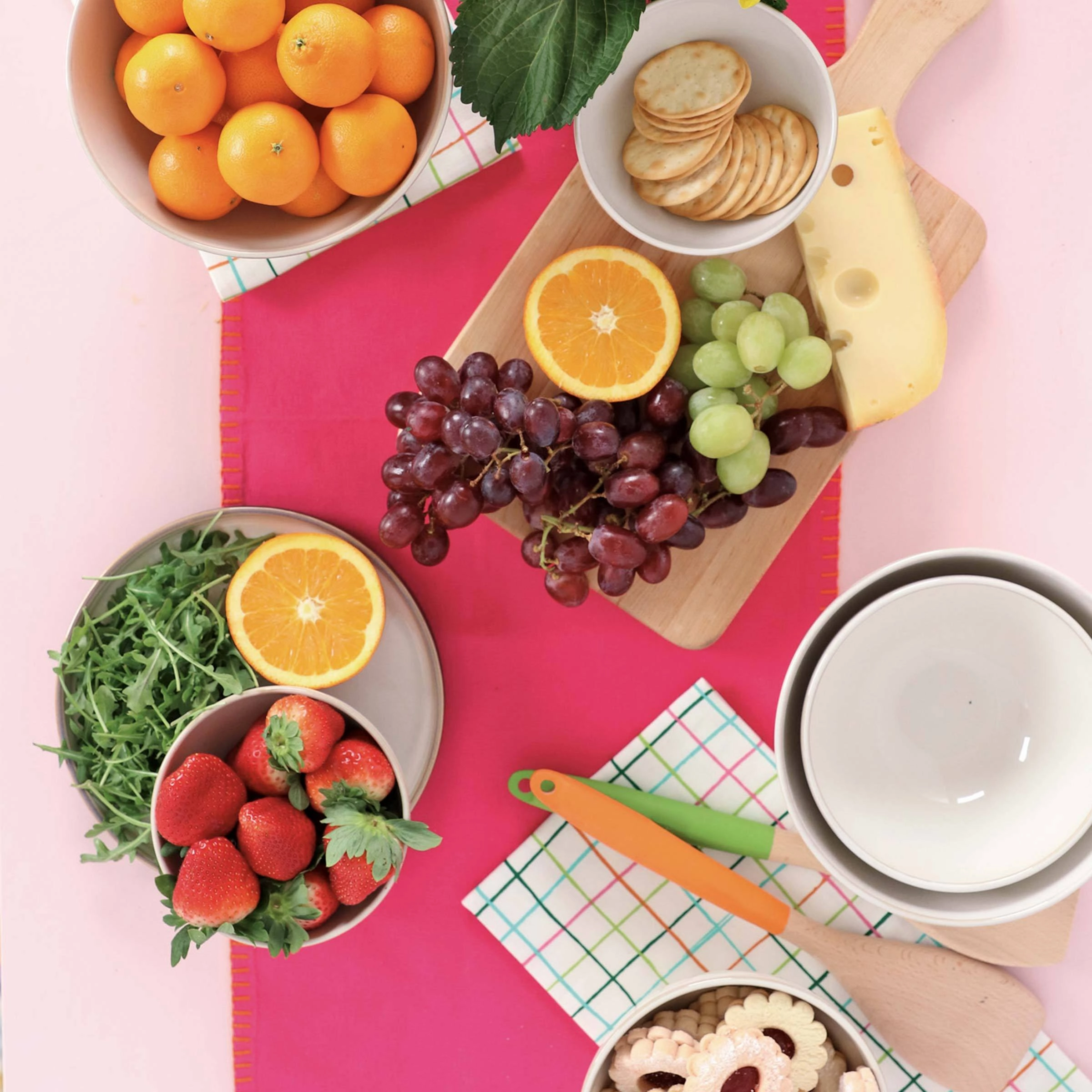 Luna White 8-Piece Dinnerware Set