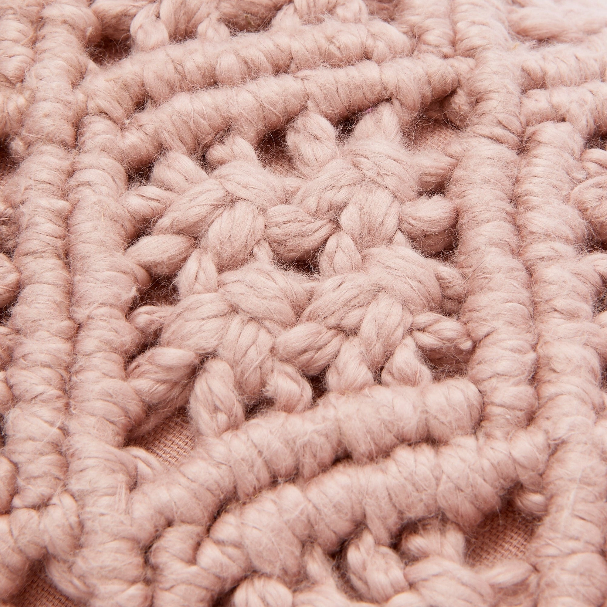 Macrame Cushion Cover 400 x 250 Pink