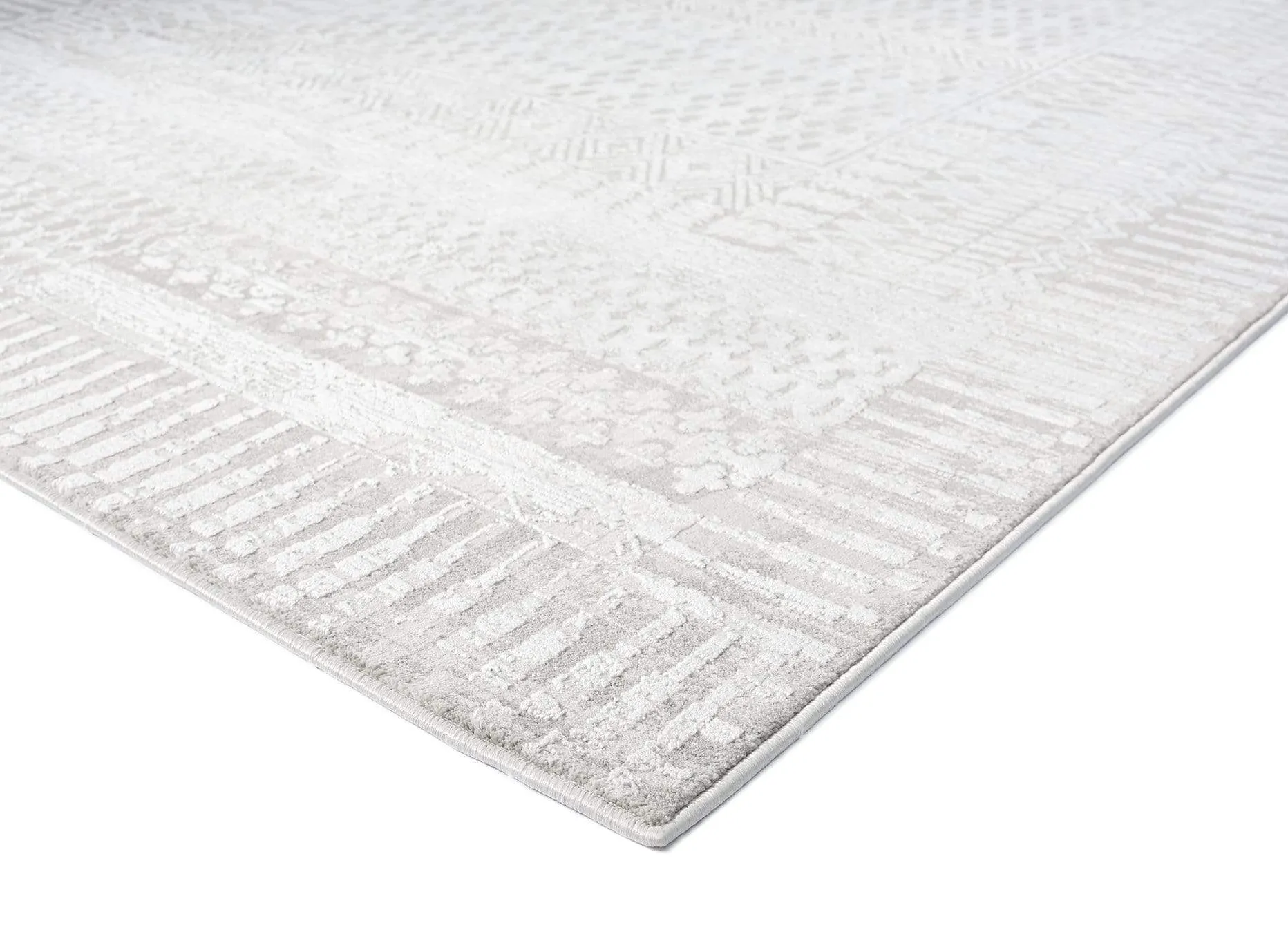 Makeda Ivory and Grey Distressed Tribal Rug *NO RETURNS UNLESS FAULTY