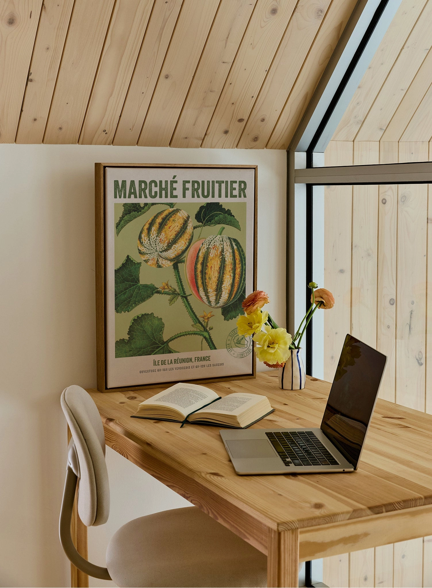 March Fruitier Reunion Island, Canvas