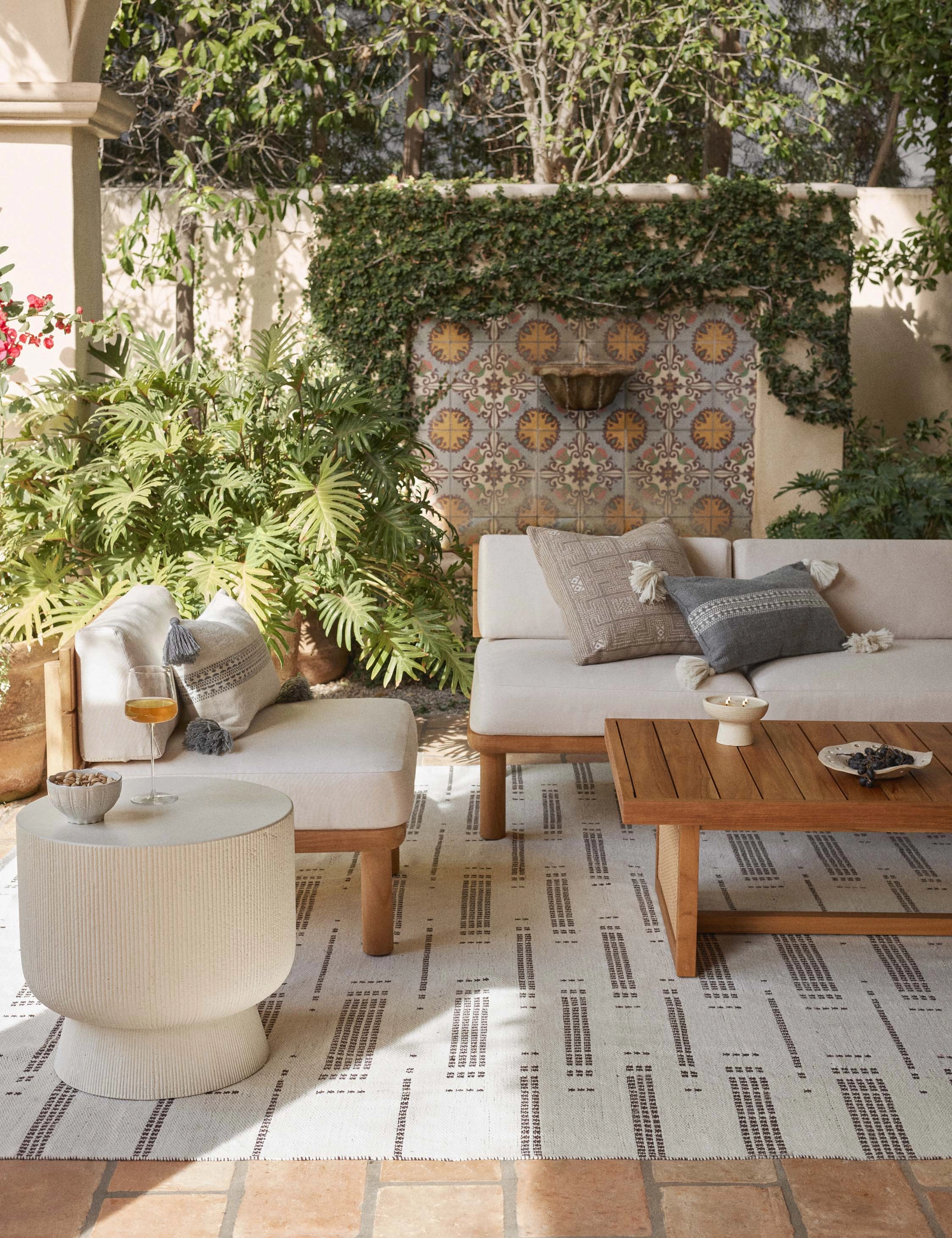 Marchesa Indoor / Outdoor Pillow