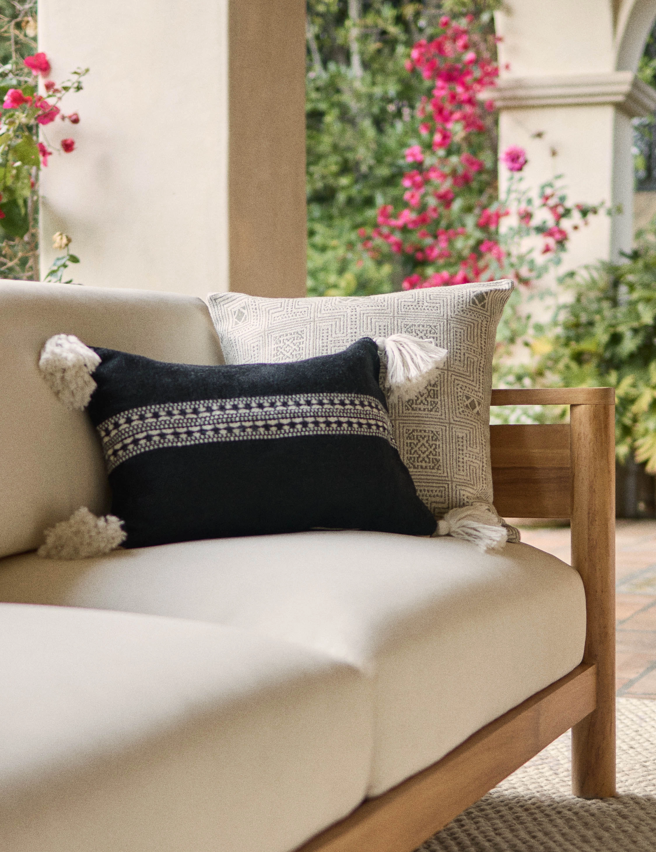 Marchesa Indoor / Outdoor Pillow