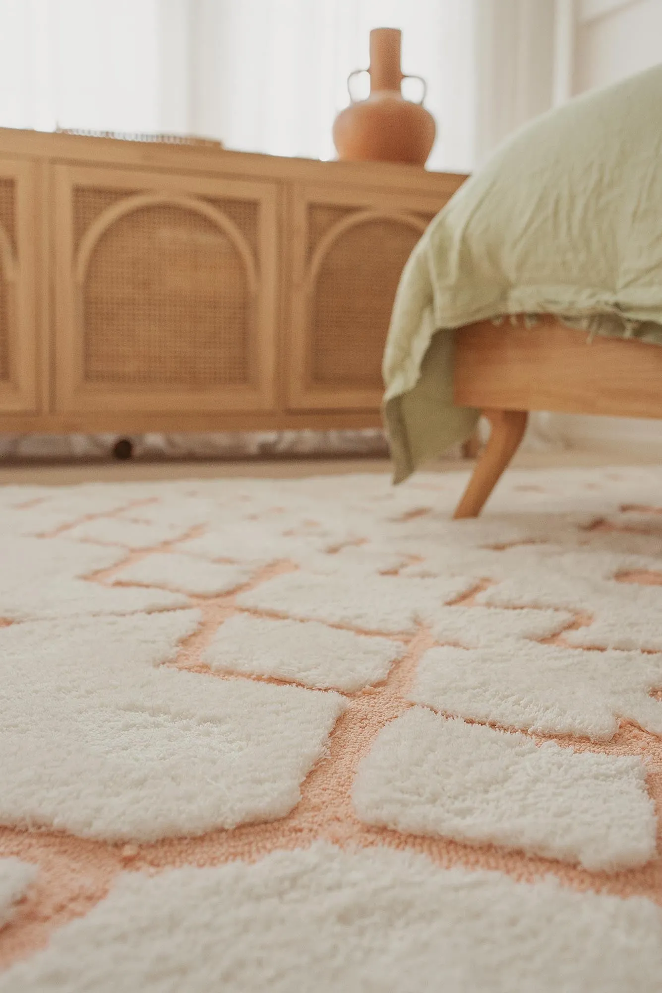 Matilda Cream and Peach Tribal Shag Rug *NO RETURNS UNLESS FAULTY
