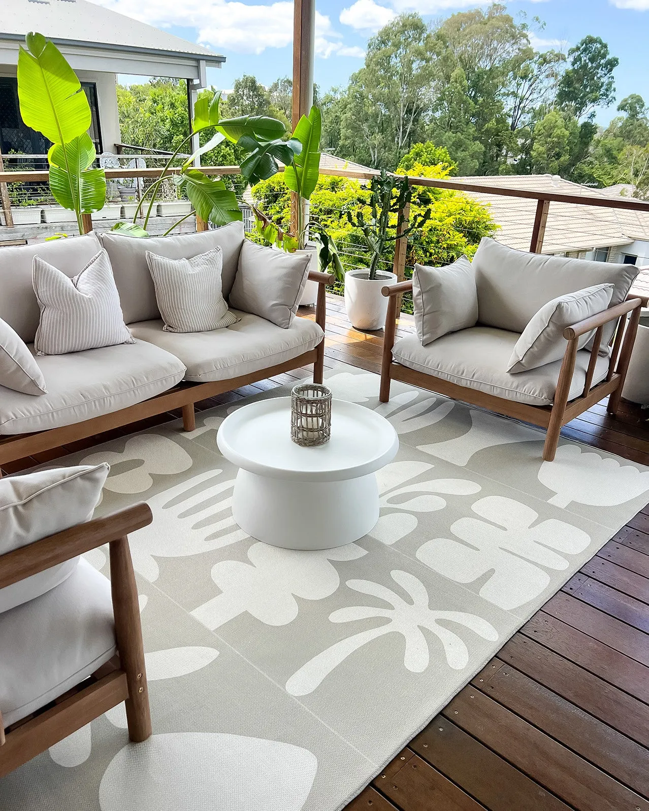 Maylee Grey Graphic Indoor Outdoor Washable Rug *NO RETURNS UNLESS FAULTY