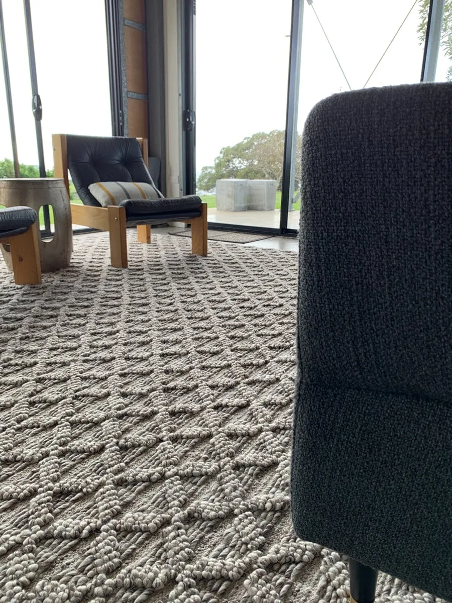 Mia Grey Lattice Wool Rug *NO RETURNS UNLESS FAULTY