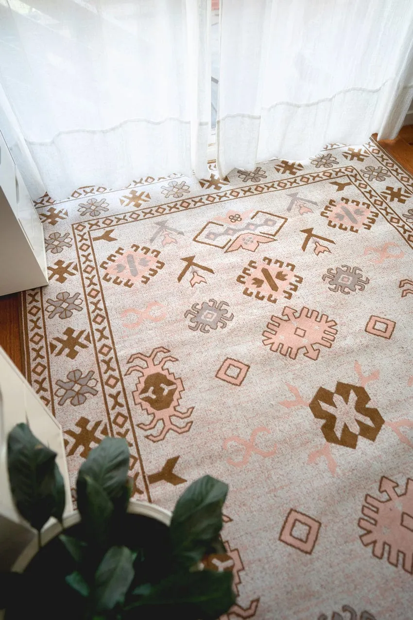 Mimi Peach and Beige Tribal Rug *NO RETURNS UNLESS FAULTY