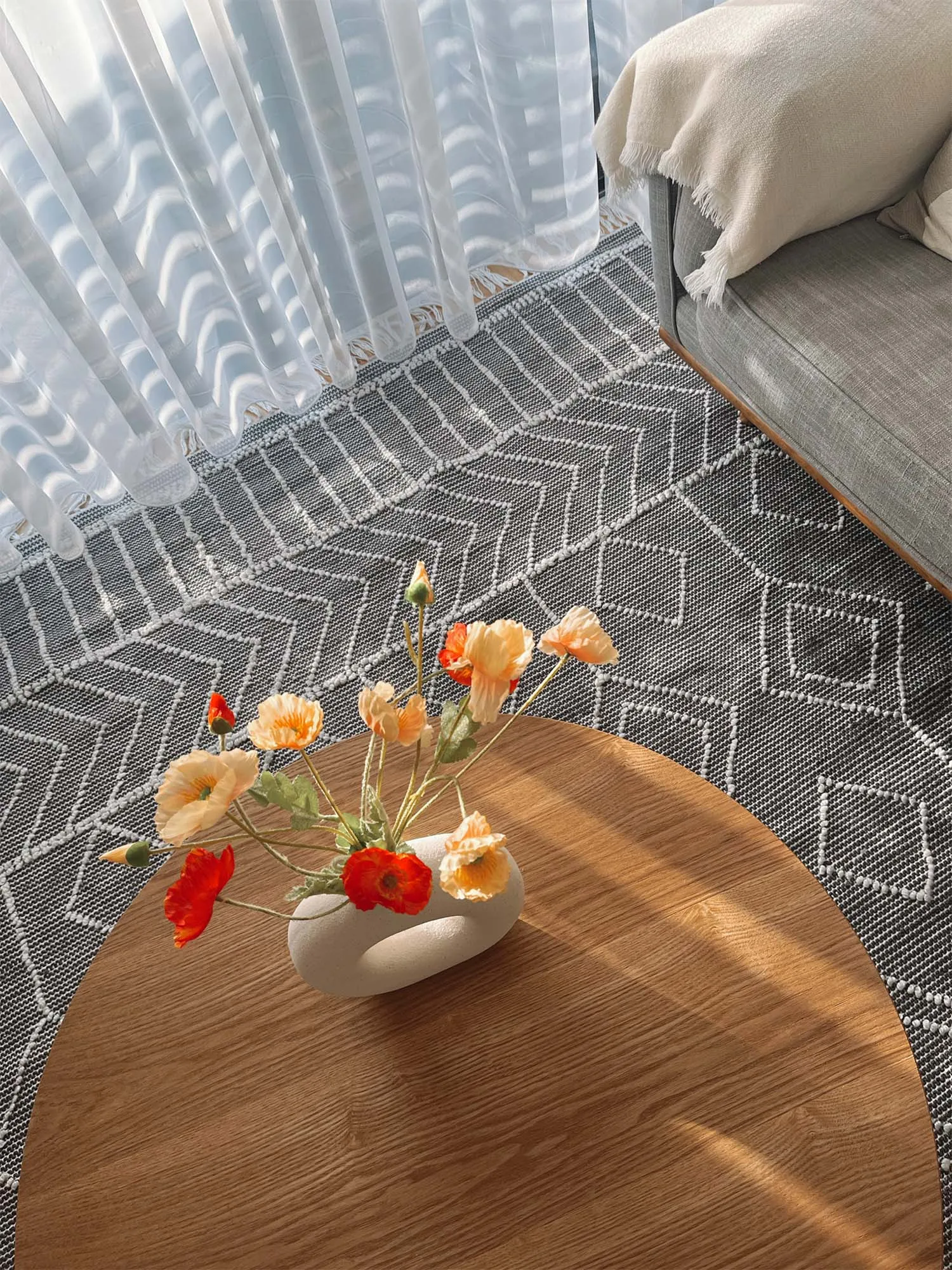 Mirabelle Black Indoor Outdoor Rug *NO RETURNS UNLESS FAULTY