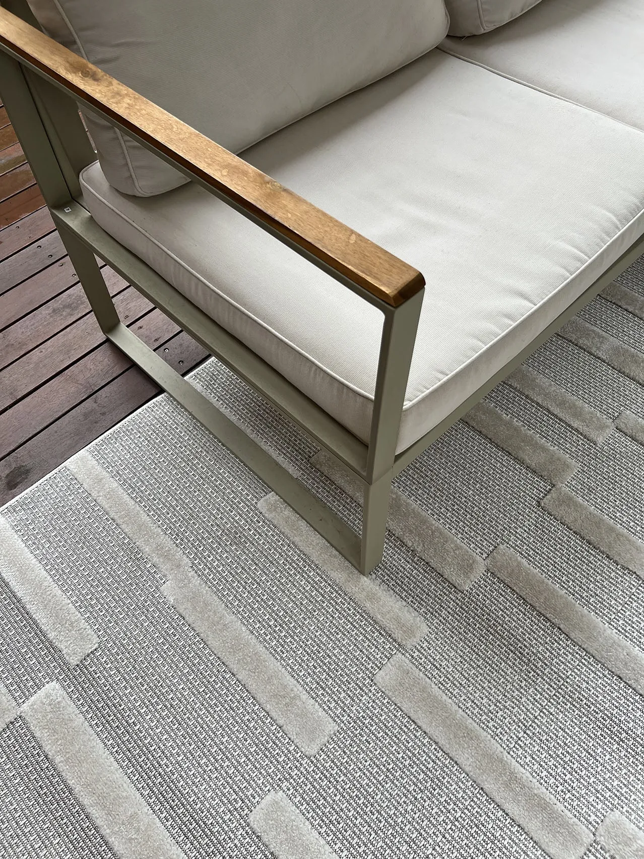 Miran Ivory Cream Striped Indoor Outdoor Rug *NO RETURNS UNLESS FAULTY