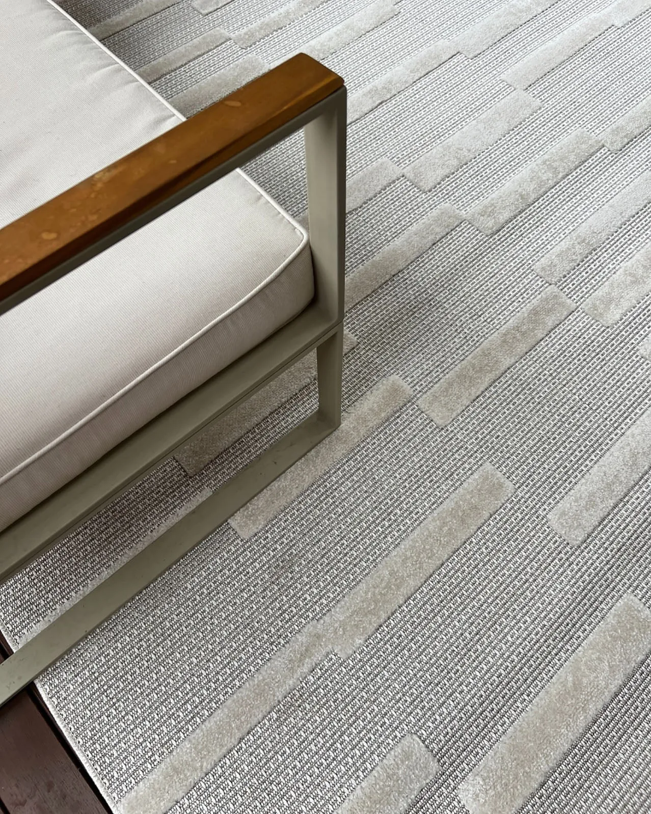 Miran Ivory Cream Striped Indoor Outdoor Rug *NO RETURNS UNLESS FAULTY