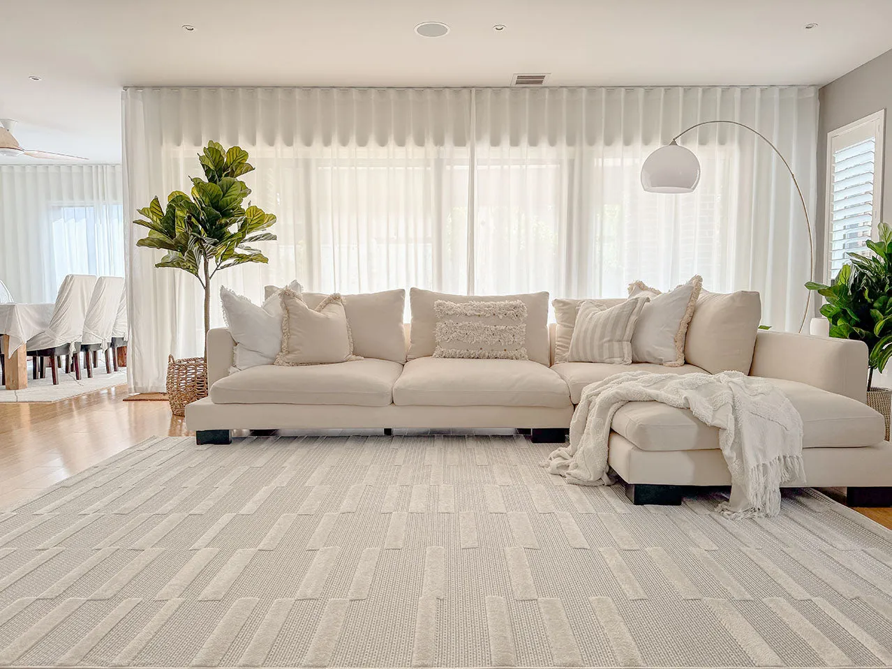 Miran Ivory Cream Striped Indoor Outdoor Rug *NO RETURNS UNLESS FAULTY