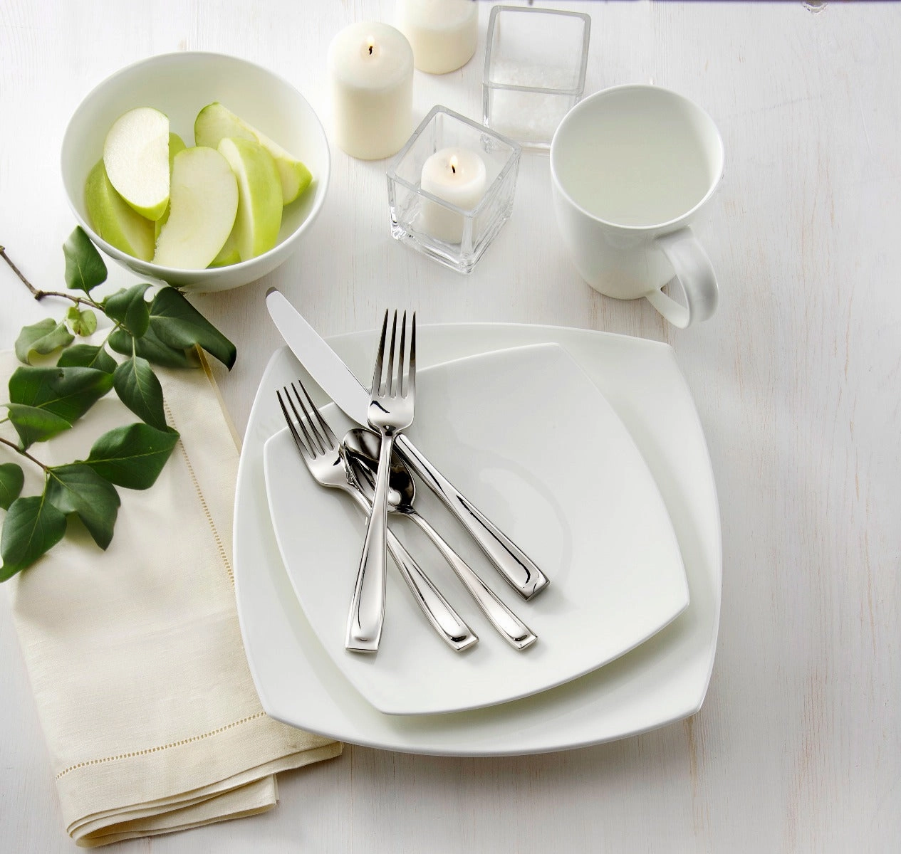 Moda 65 Piece Flatware Set