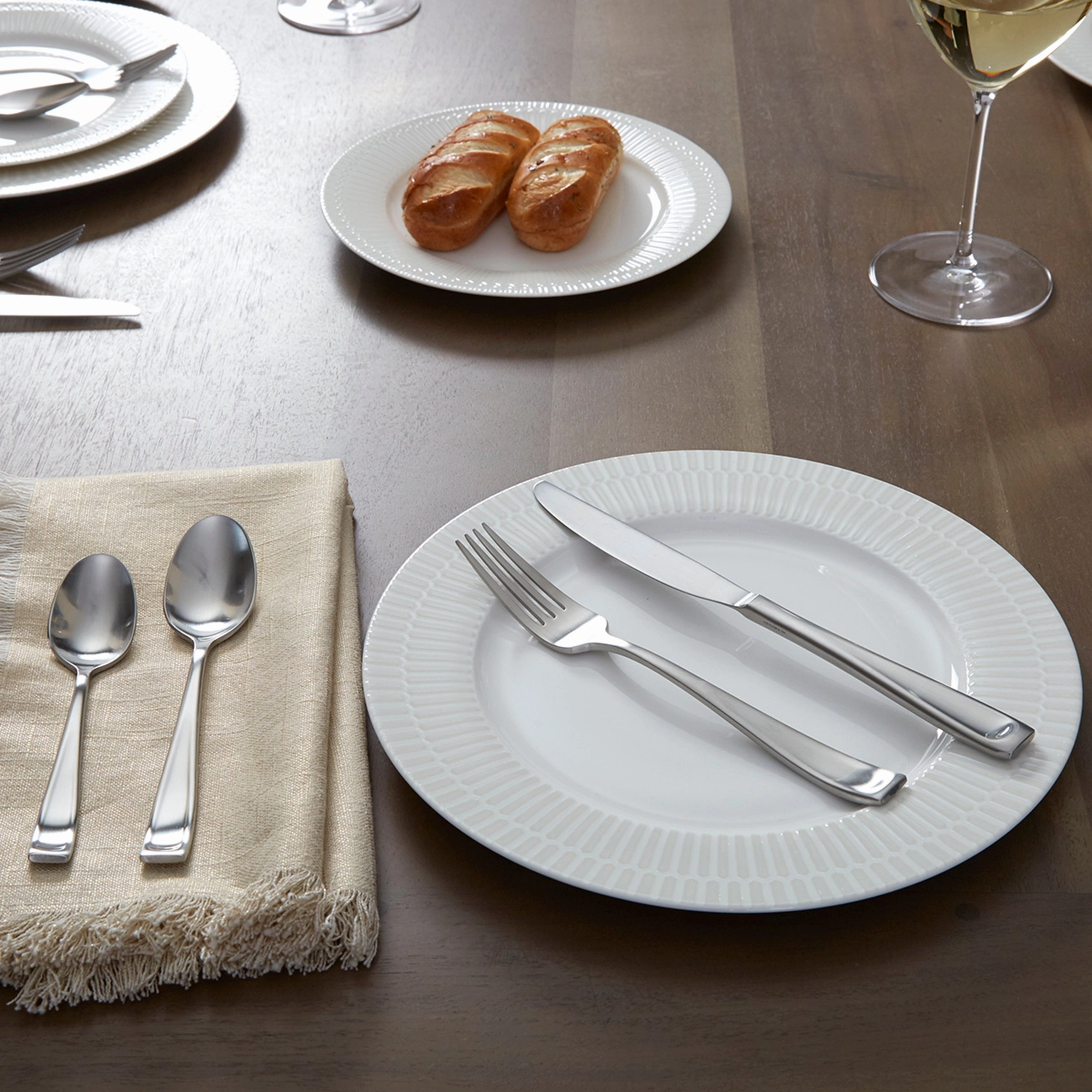 Moda Satin 75 Piece Flatware Set