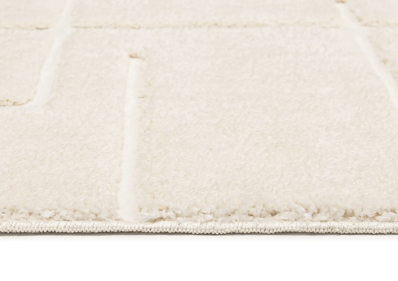 Nalu Ivory Geometric Rug