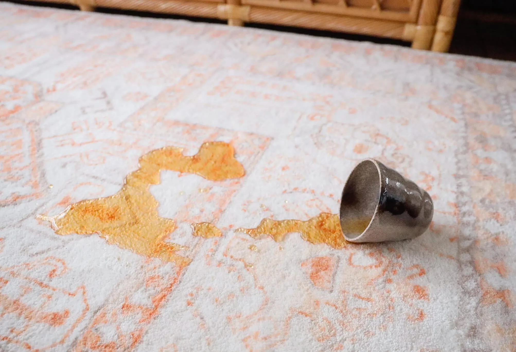 Natalya Orange and Cream Transitional Washable Rug *NO RETURNS UNLESS FAULTY