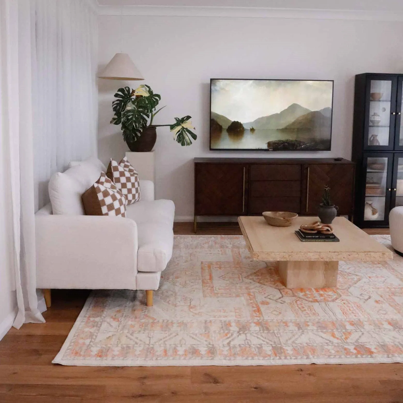 Natalya Orange and Cream Transitional Washable Rug *NO RETURNS UNLESS FAULTY