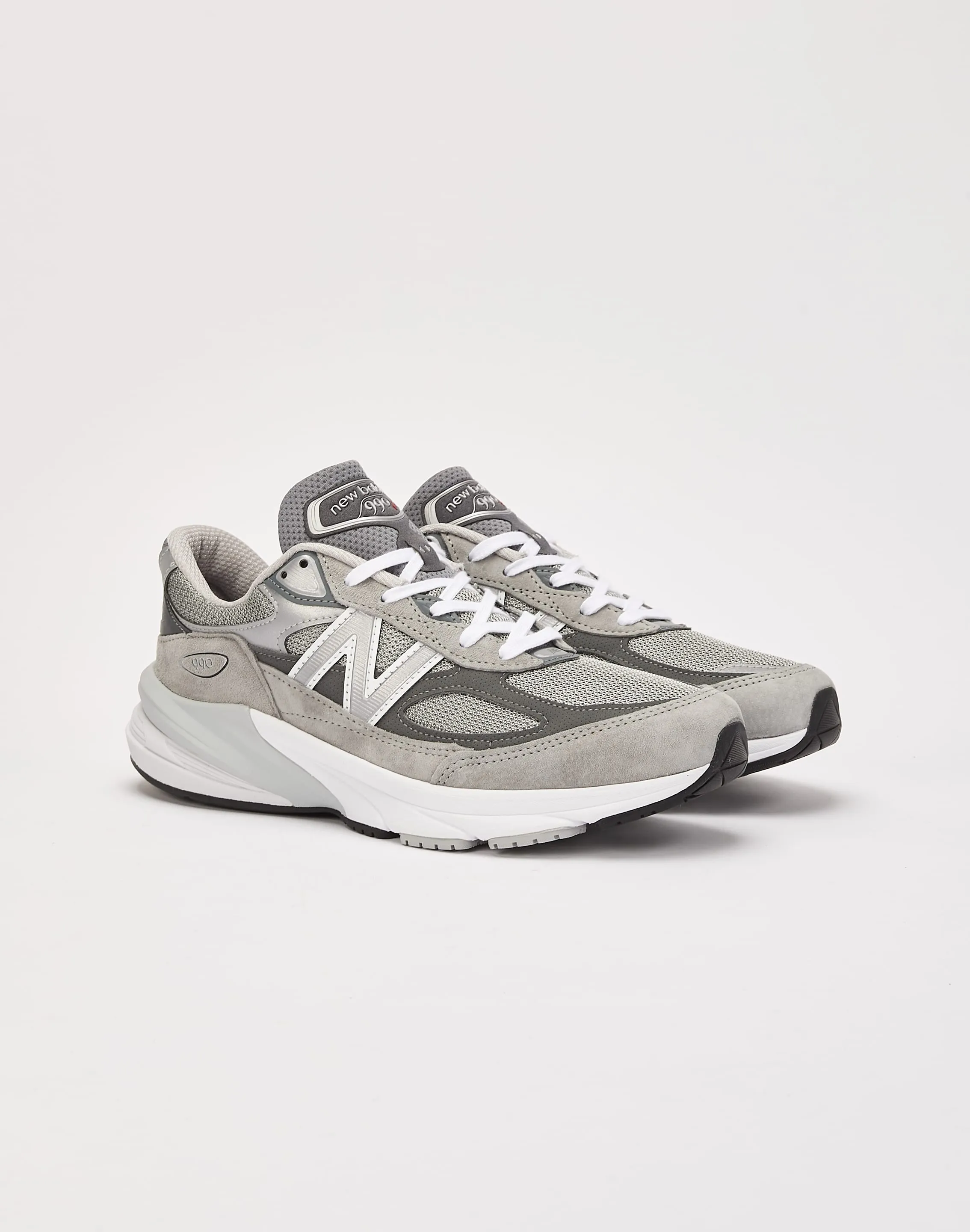 New Balance 990v6