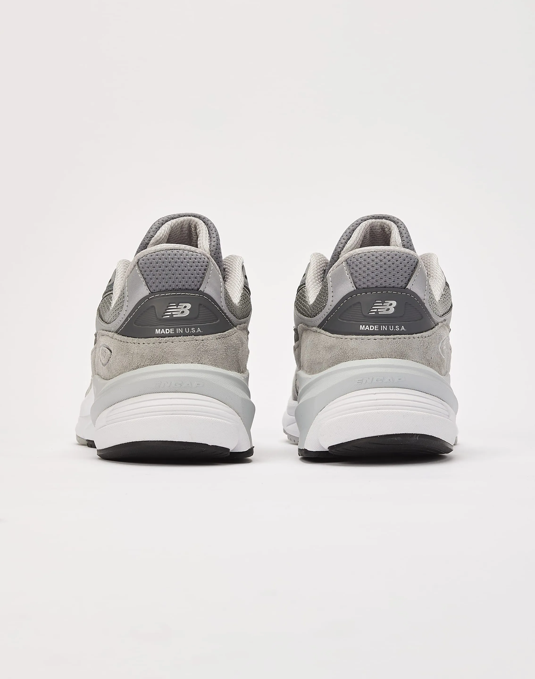 New Balance 990v6