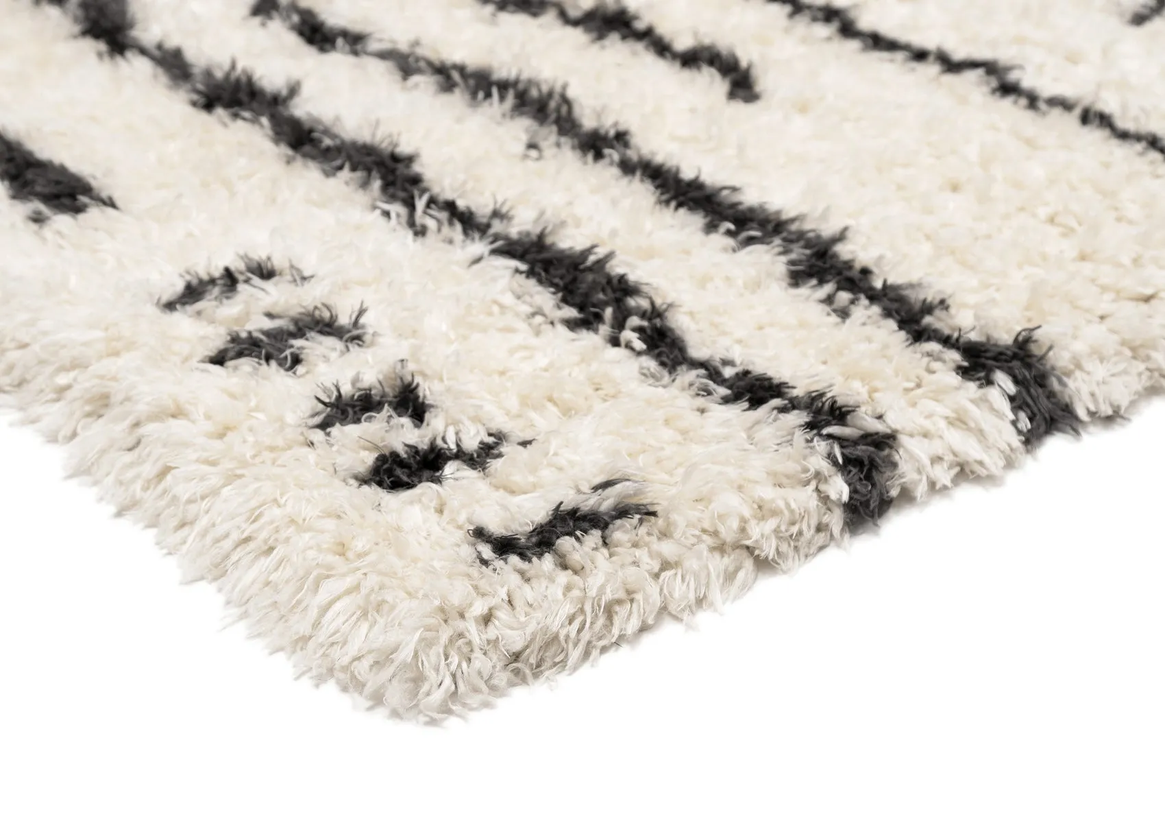 Nidhi Cream & Black Tribal Shag Rug *NO RETURNS UNLESS FAULTY
