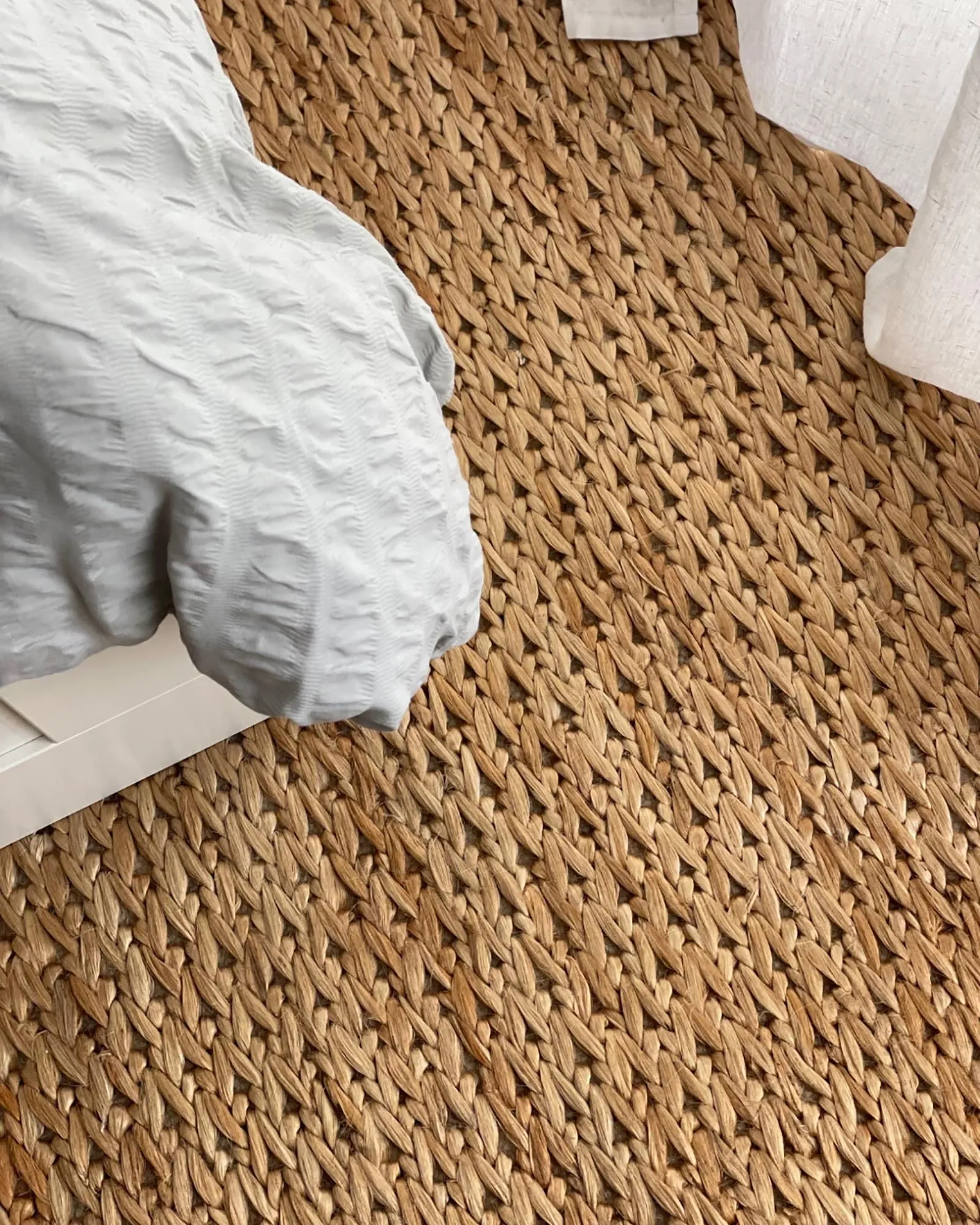 Nora Natural Tan Braided Jute Rug *NO RETURNS UNLESS FAULTY