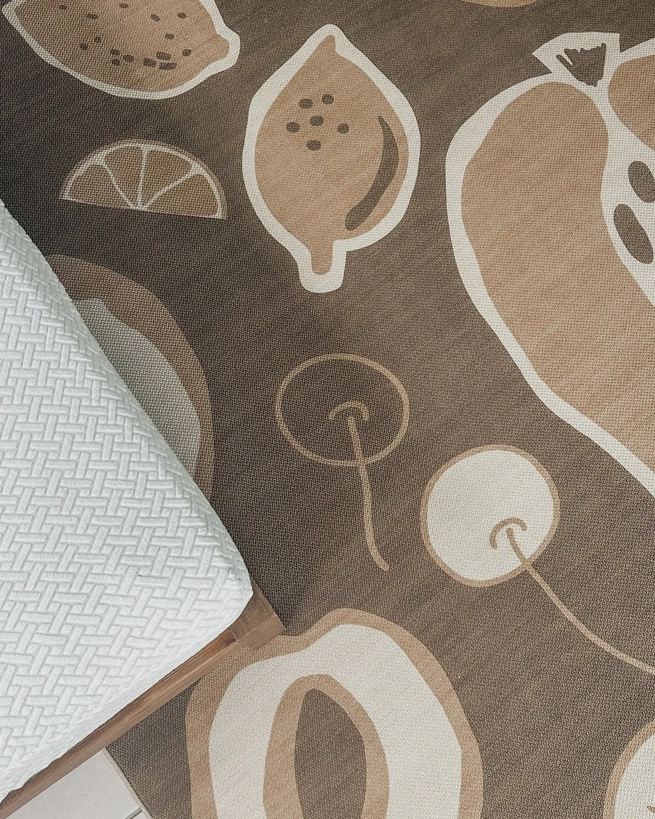 Olwen Brown Graphic Indoor Outdoor Washable Rug *NO RETURNS UNLESS FAULTY