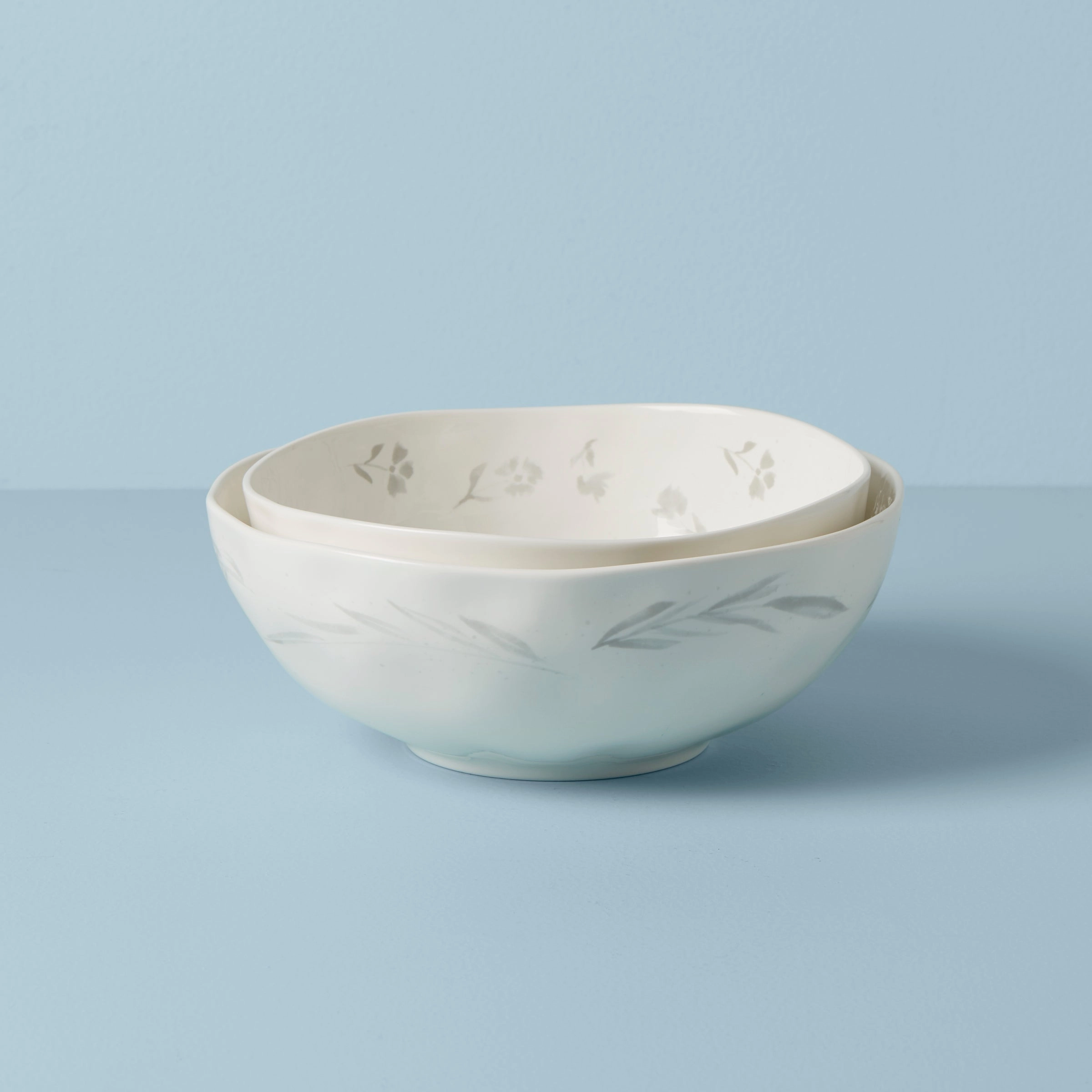 Oyster Bay 2-Piece Nesting Serving Bowlsmodern kitchen decor ,kitchen dinner set ,dinnerware 
