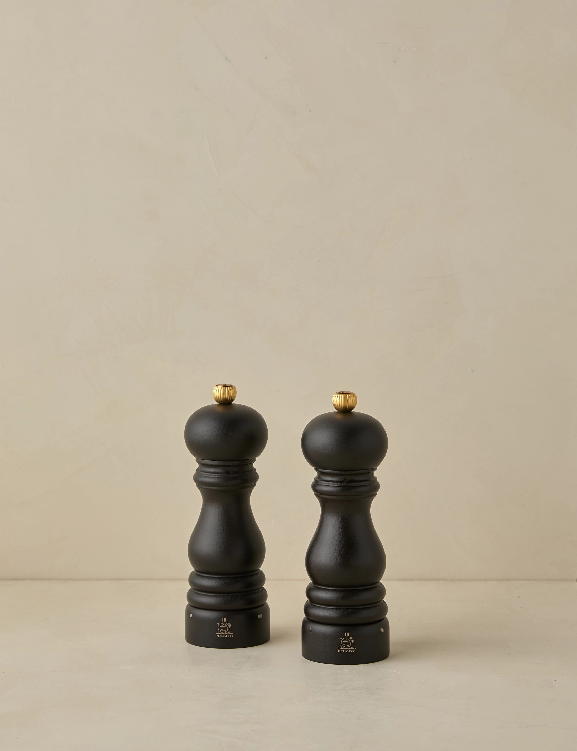 Paris Adjustable Salt   Pepper Mill Set by Peugeot Saveurs