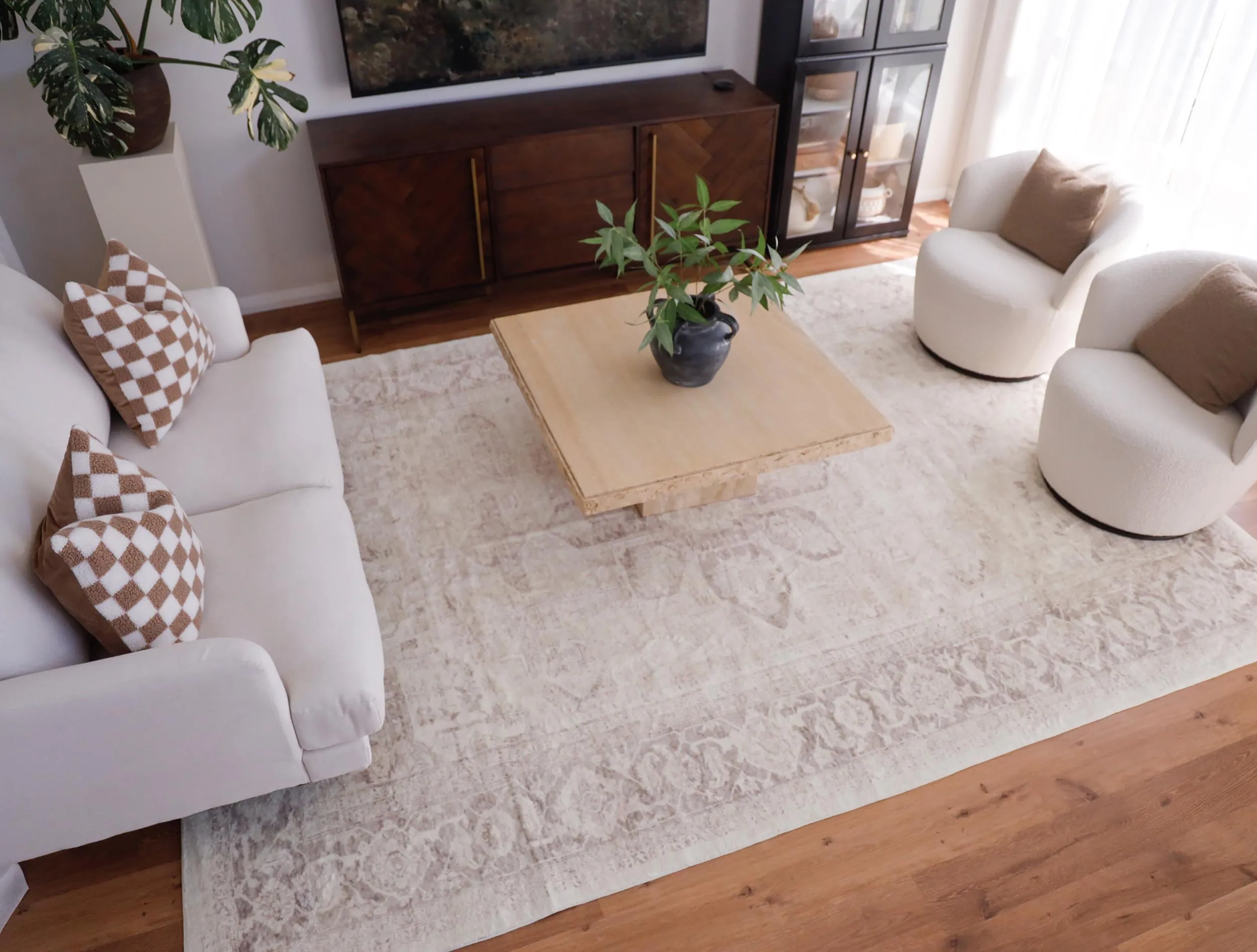 Patina Cream and Beige Distressed Washable Rug *NO RETURNS UNLESS FAULTY