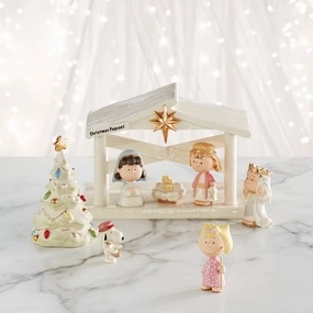 Peanuts 8-Piece Christmas Pageant & Creche Sethome decor ,wall decor 