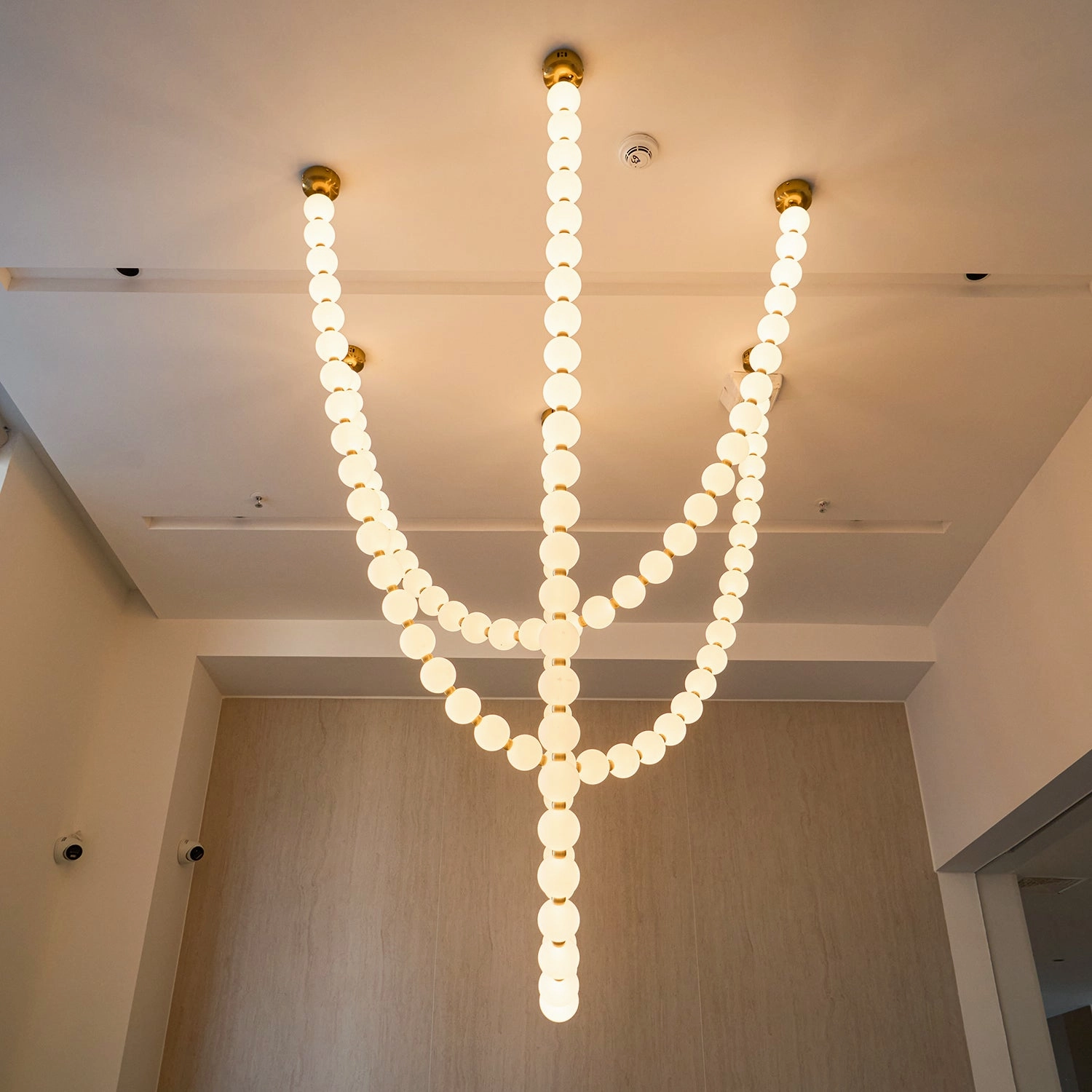 Pearl Necklace Balls Chandelier