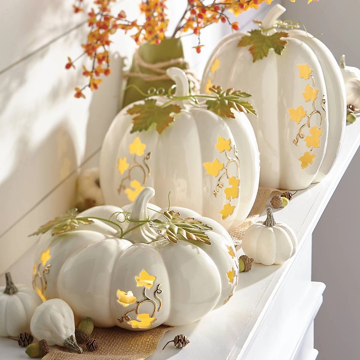 Pierced Lit Pumpkin Round