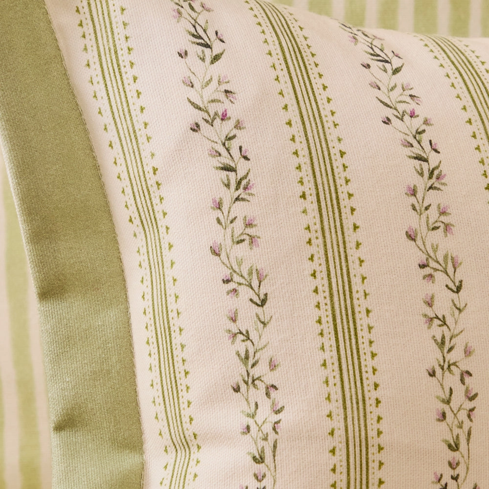 Primavera Printed Cushion Clover