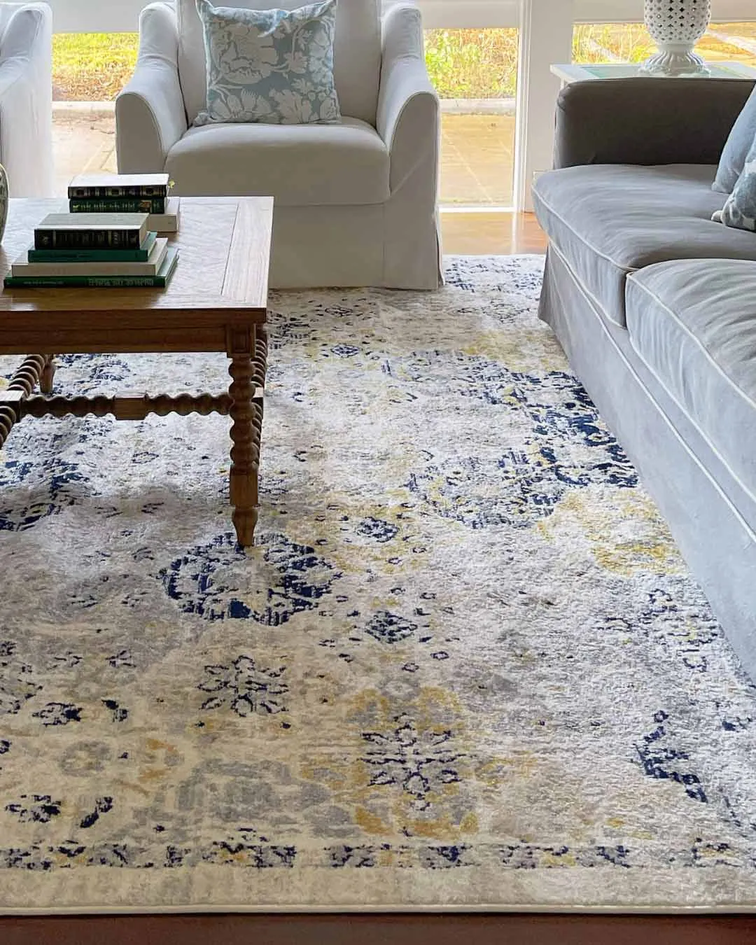 Priscilla Yellow and Navy Blue Floral Transitional Rug *NO RETURNS UNLESS FAULTY