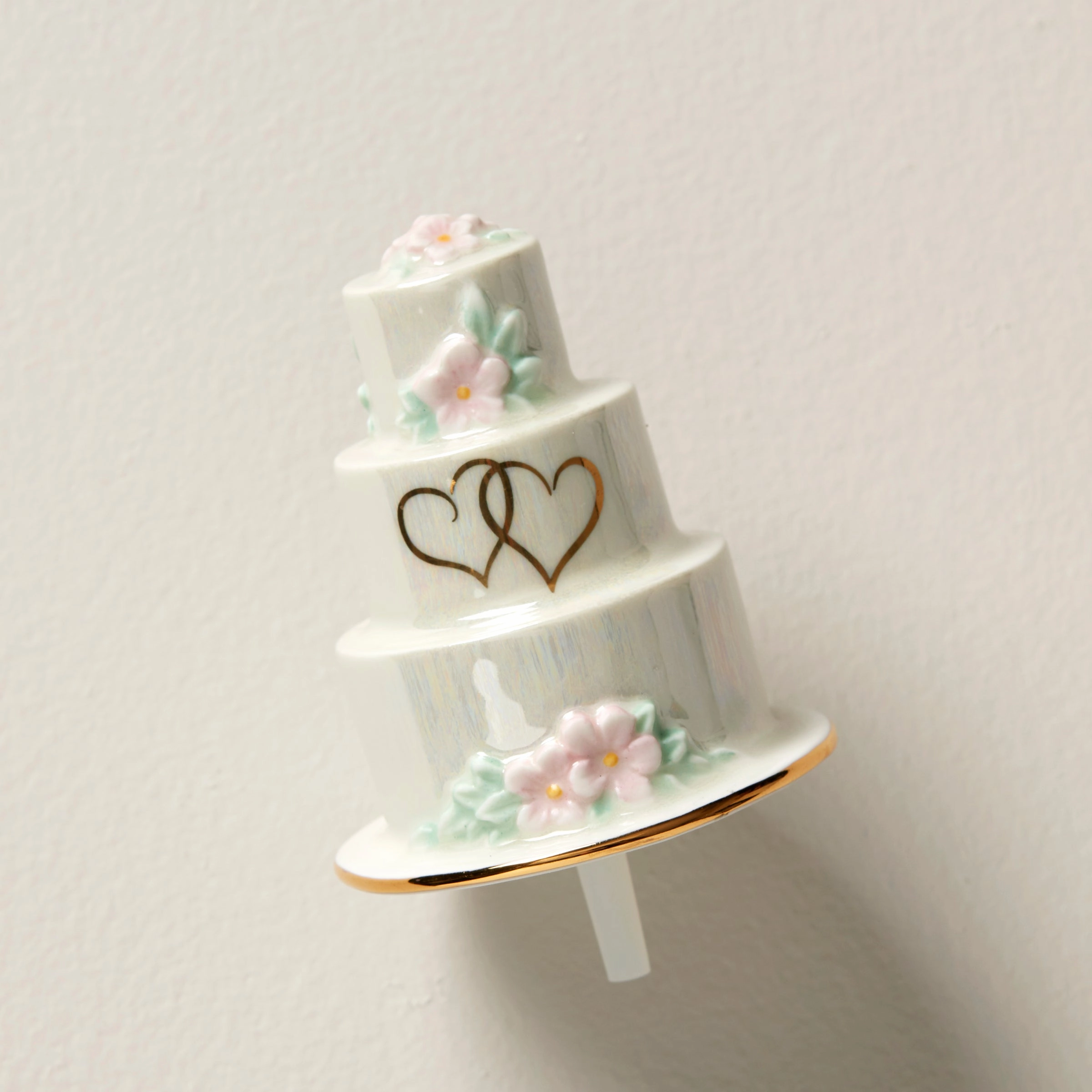 Profile Poppers Wedding Cake Popper