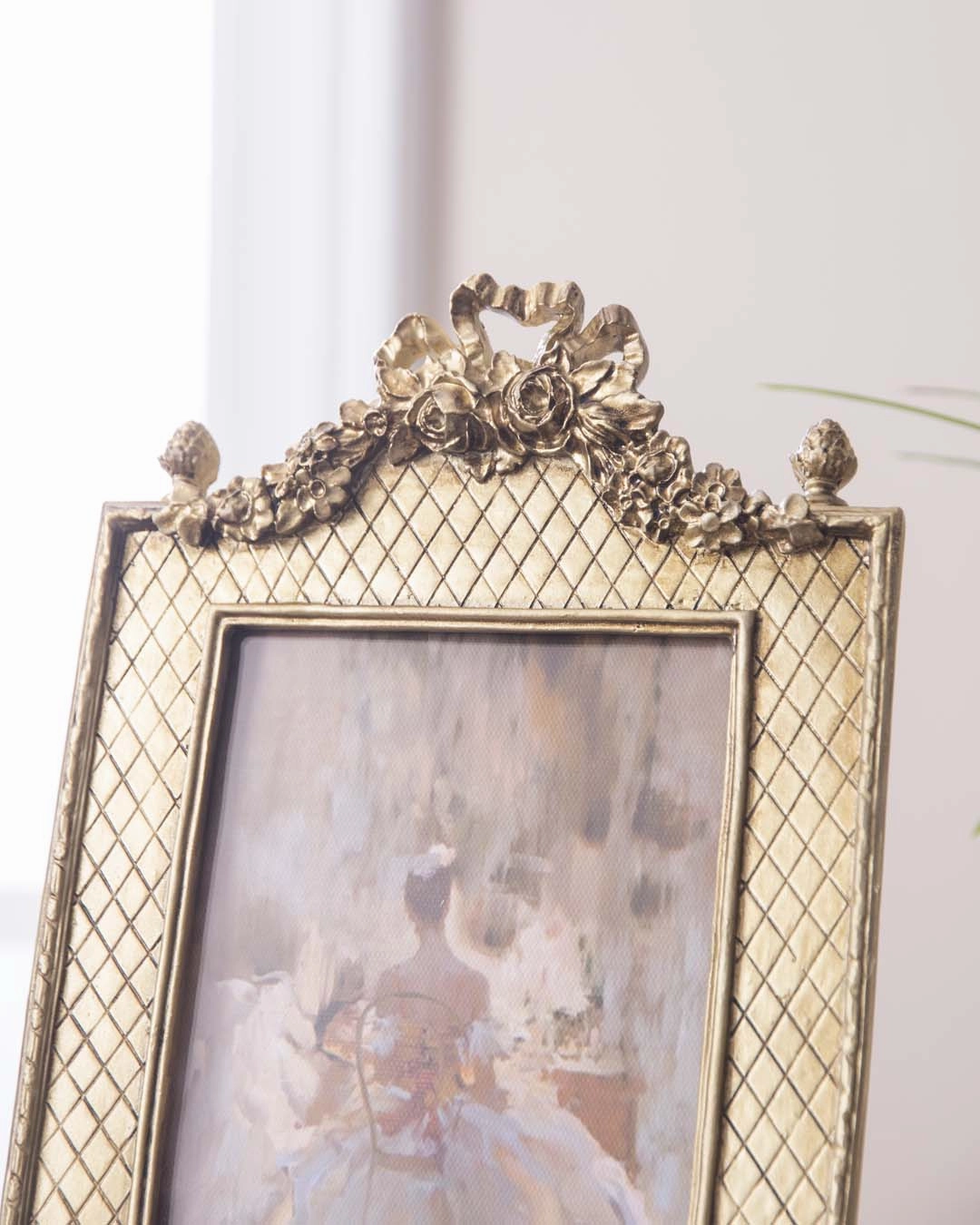 Retro 'Ornate' Photo Frame