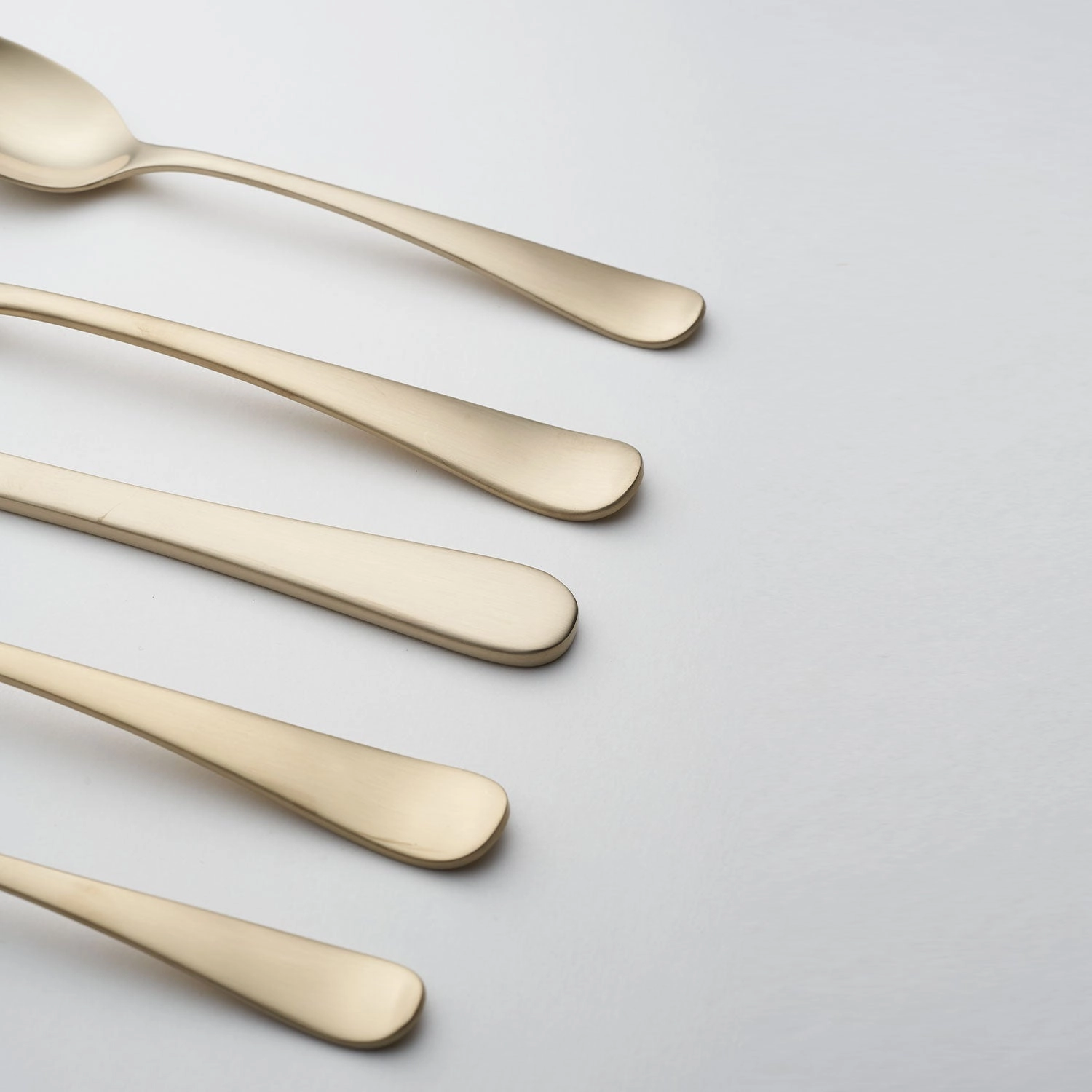 Rhiannon Champagne Satin 20 Piece Flatware Set