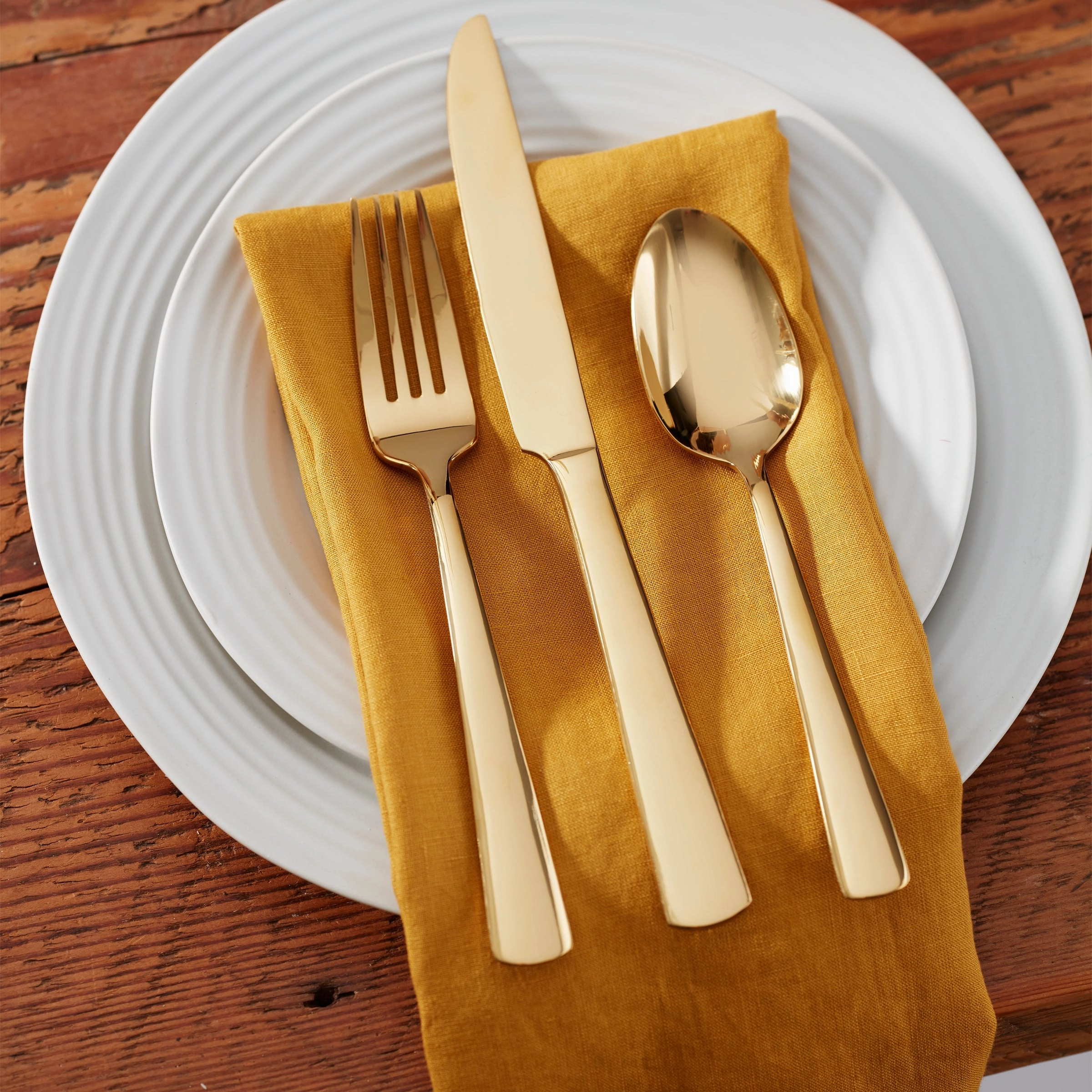 Ridge White 12-Piece Dinnerware Set