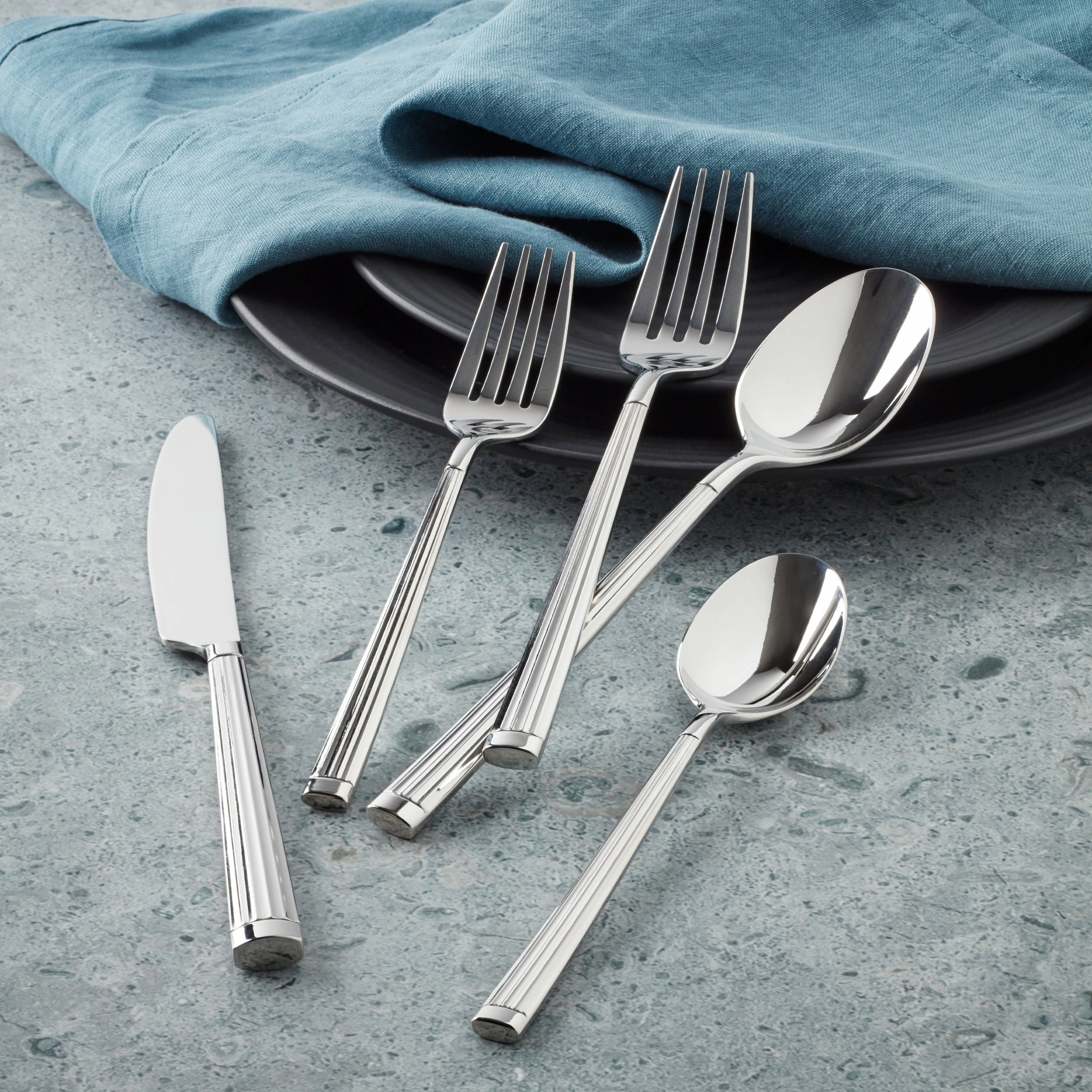 Robyn 20 Piece Flatware Set