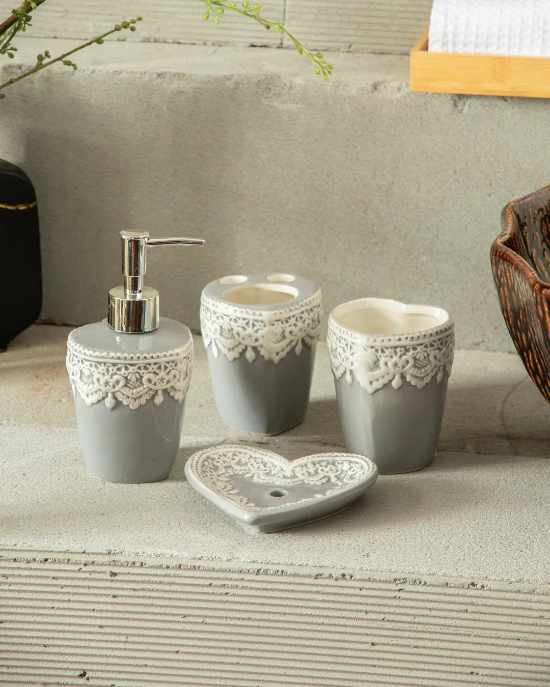 Romantic Lace Heart 4-Piece Bath Setbathroom decor,boho bathroom decor,minimalist bathroom decor