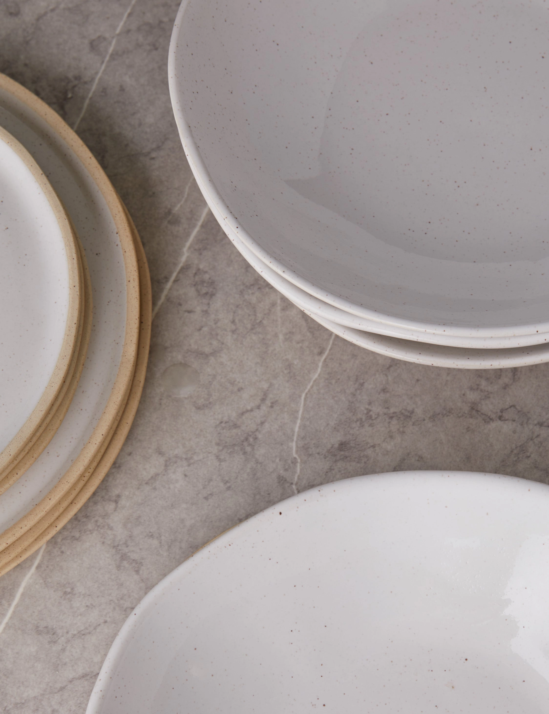 Rosaura Dinnerware (12-Piece Set)