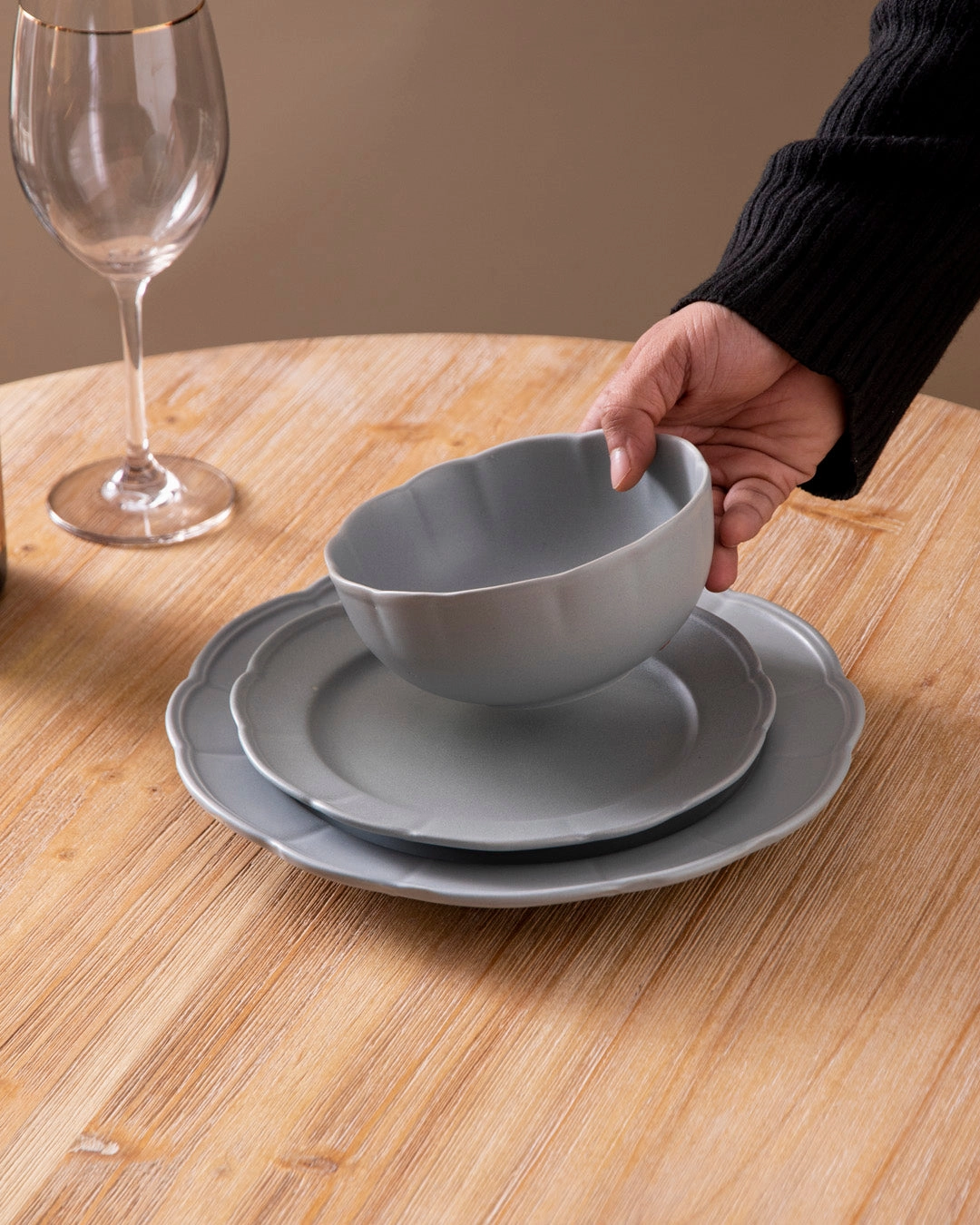 Scalloped Edge Ceramic Bowl