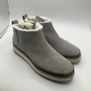 Shoes Flats By Toms  Size: 9.5 toms
