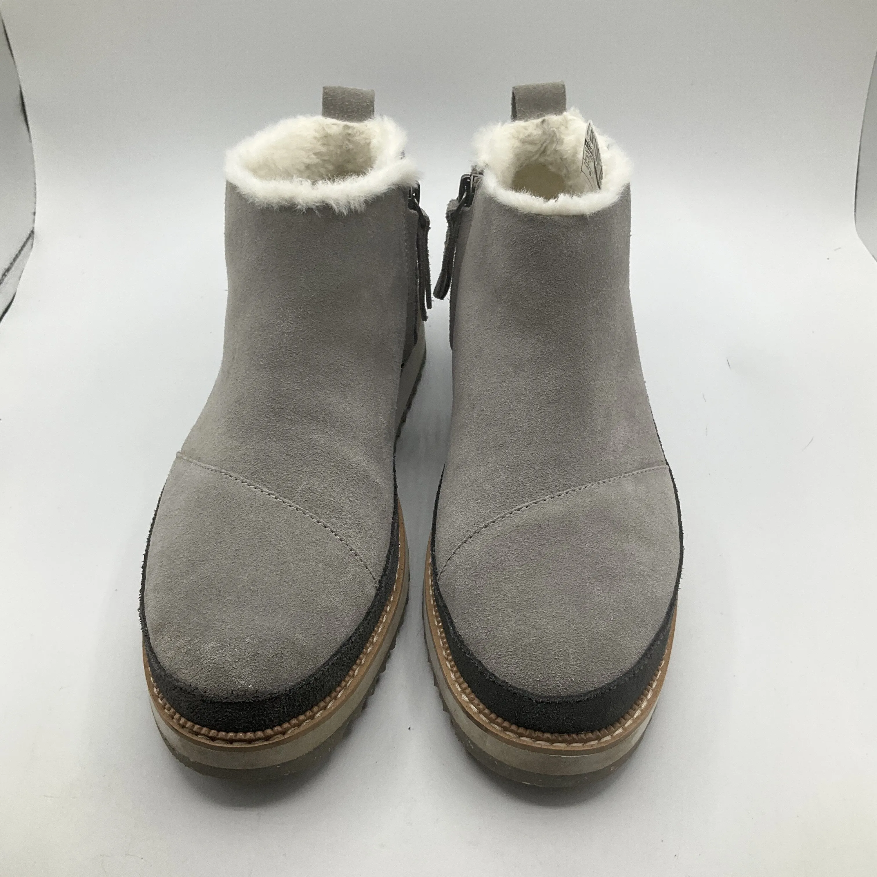 Shoes Flats By Toms  Size: 9.5 toms