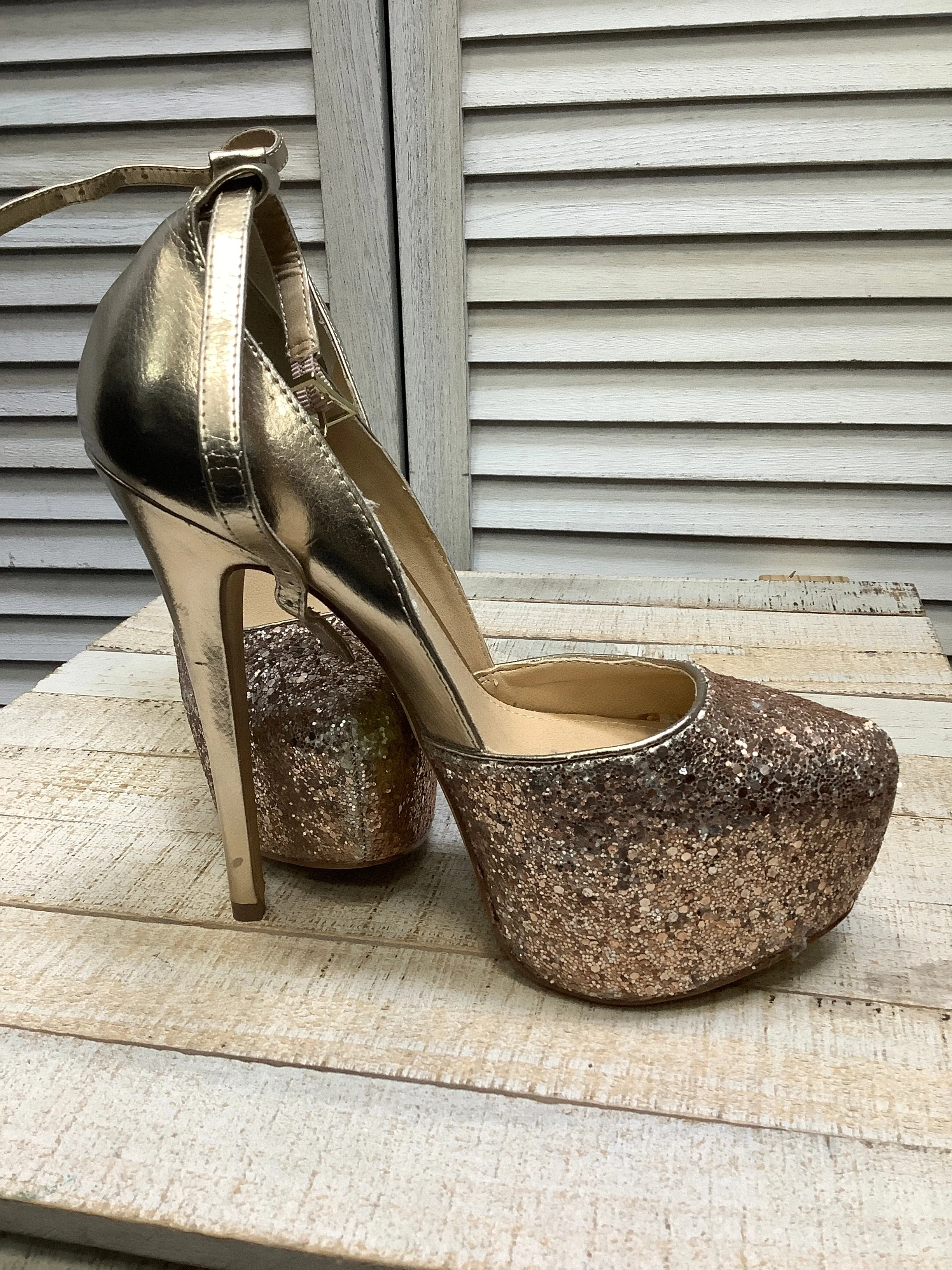 Shoes Heels Stiletto By Steve Madden In Gold, Size: 7.5 steve madden