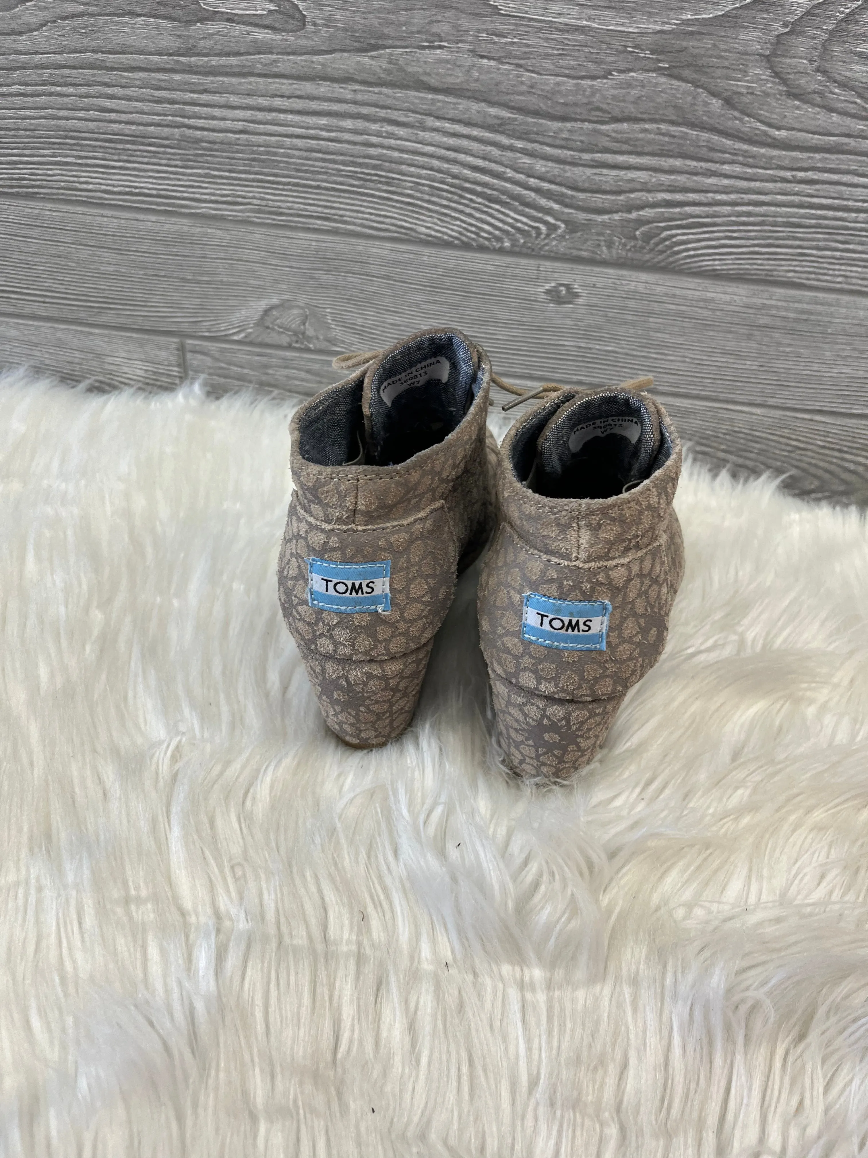 Shoes Heels Wedge By Toms In Brown, Size: 7 toms