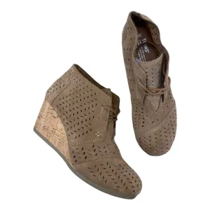 Shoes Heels Wedge By Toms In Brown, Size: 8 toms