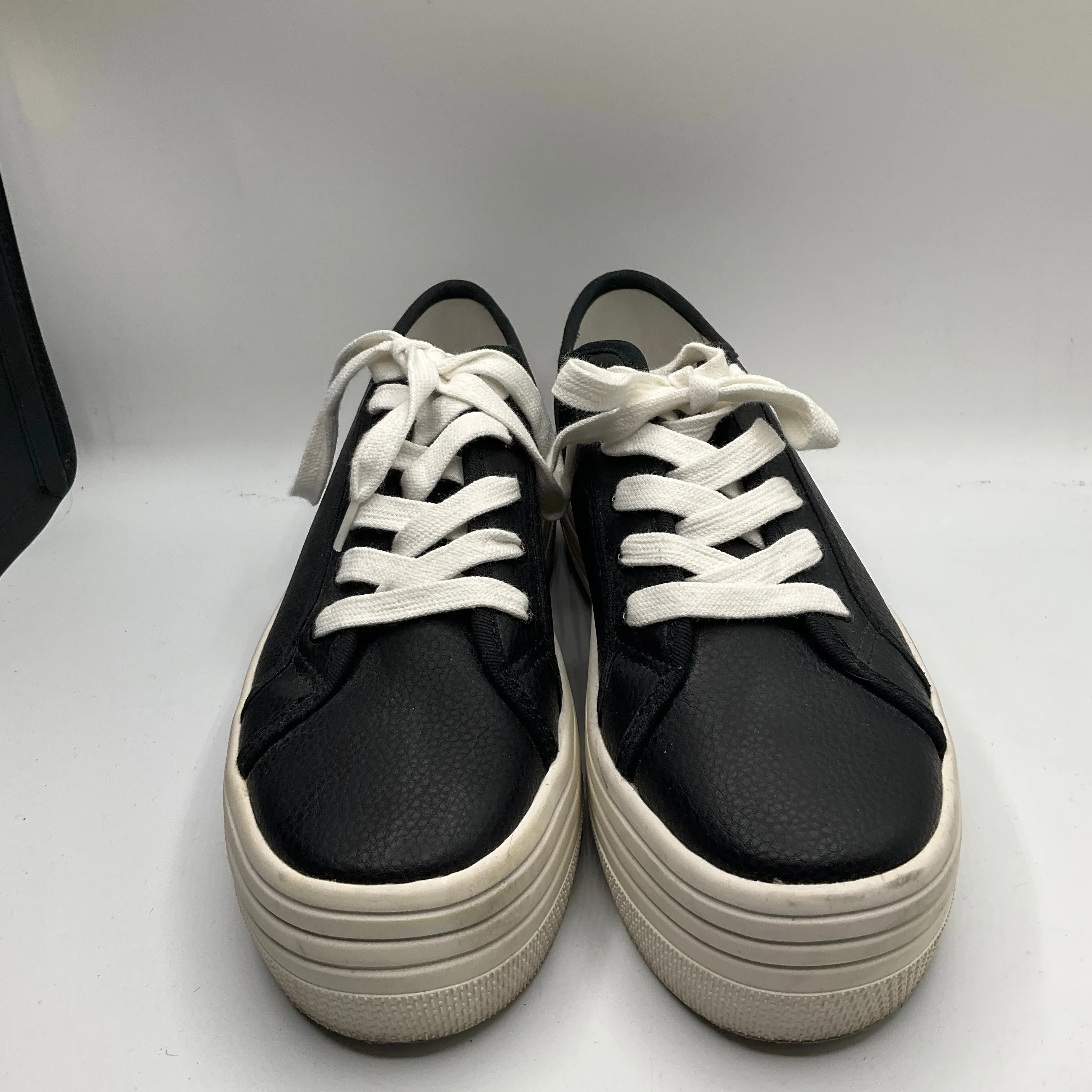 Shoes Sneakers By Steve Madden In Black, Size: 9.5 steve madden