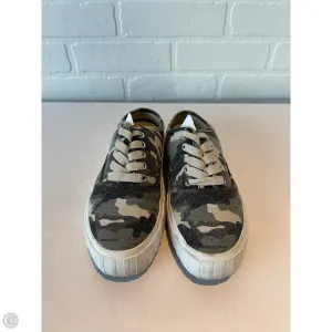 Shoes Sneakers By Steve Madden In Camouflage Print, Size: 8 steve madden