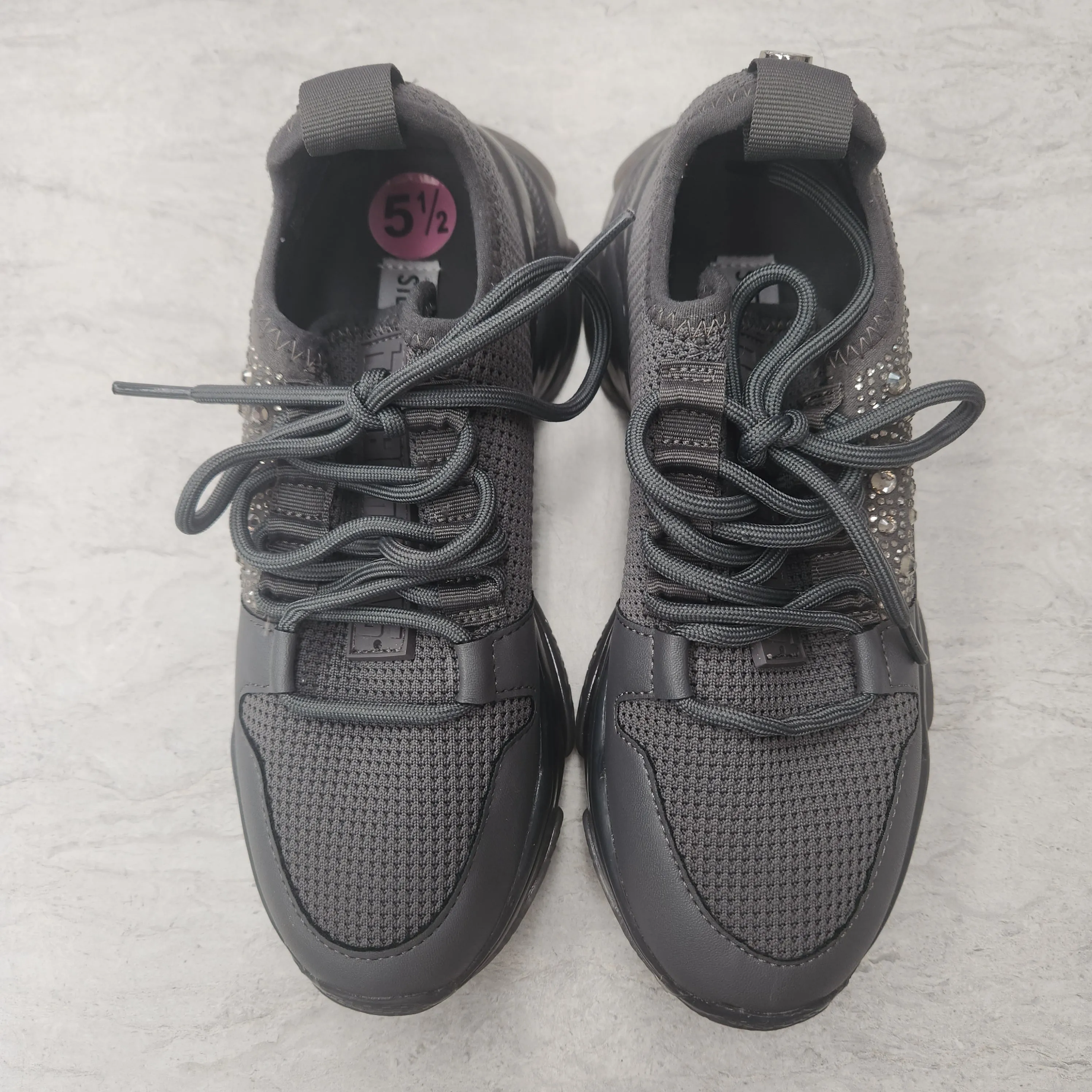 Shoes Sneakers By Steve Madden In Grey, Size: 5.5 steve madden