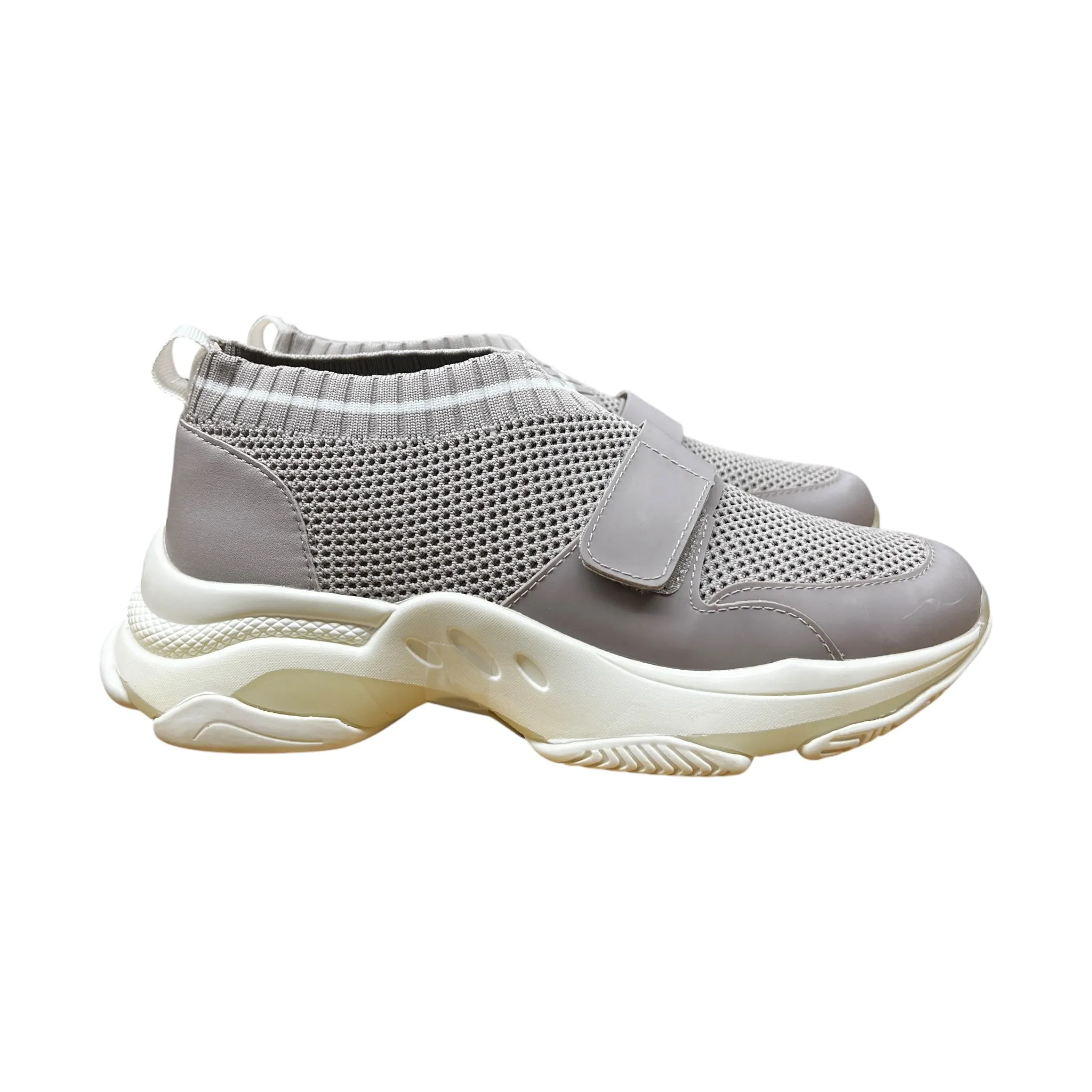 Shoes Sneakers By Steve Madden In Grey, Size:8 steve madden